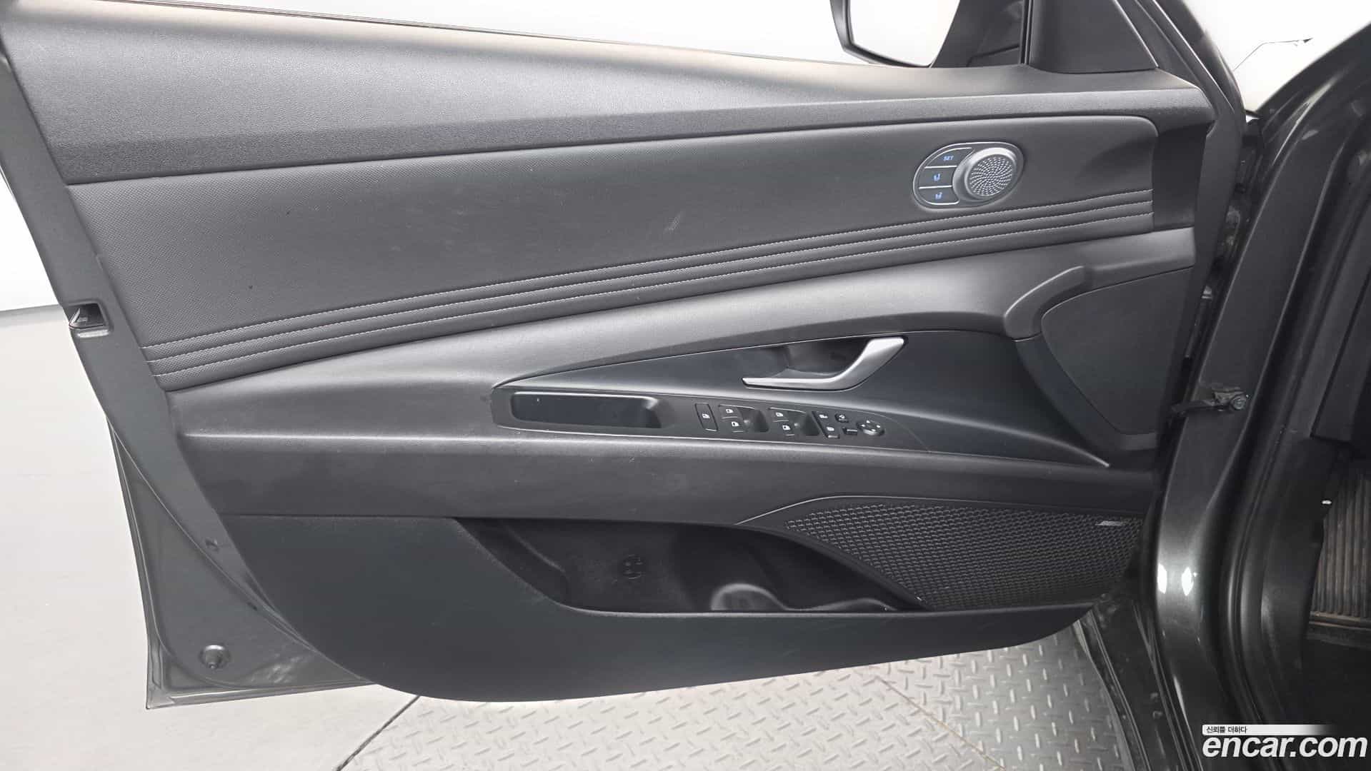 AVANTE Hyundai 2022.5-INNER-034