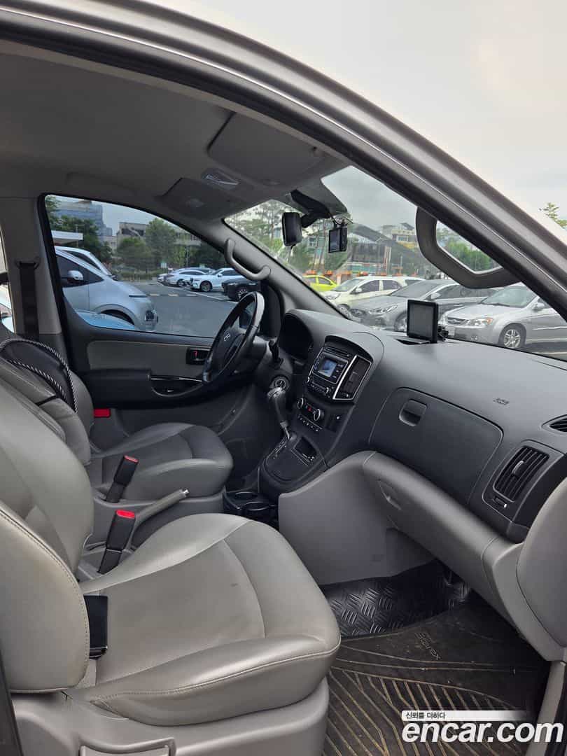 Starex Hyundai 2019.11-INNER-007