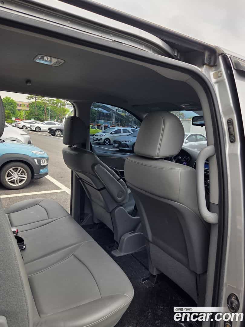 Starex Hyundai 2019.11-INNER-010