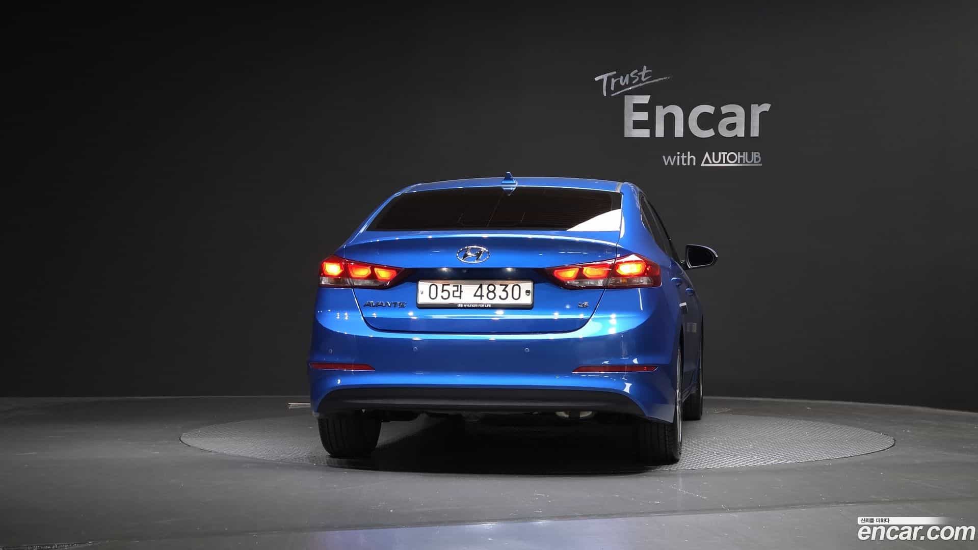 AVANTE Hyundai 2017.9-OUTER-004