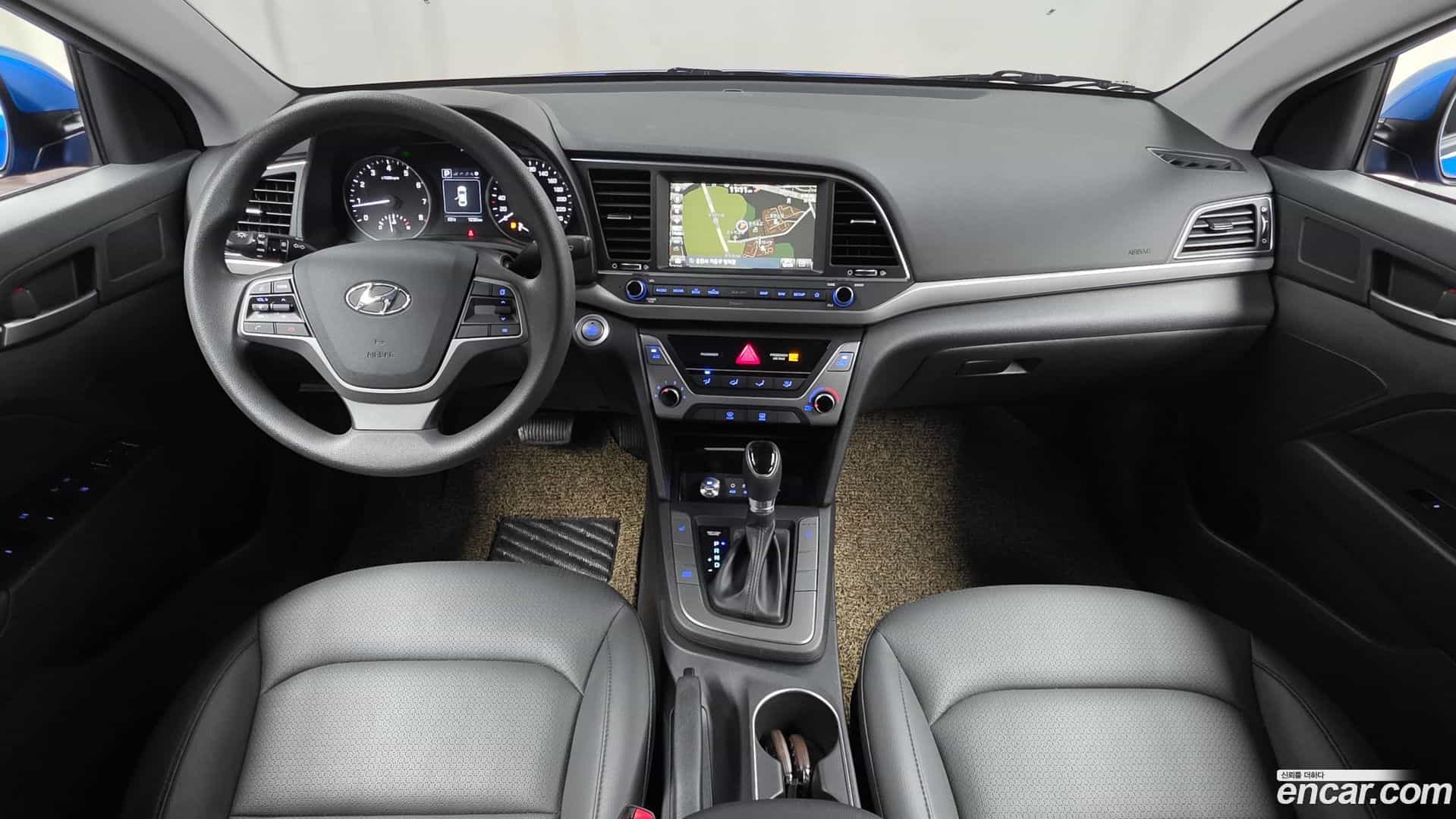 AVANTE Hyundai 2017.9-INNER-007