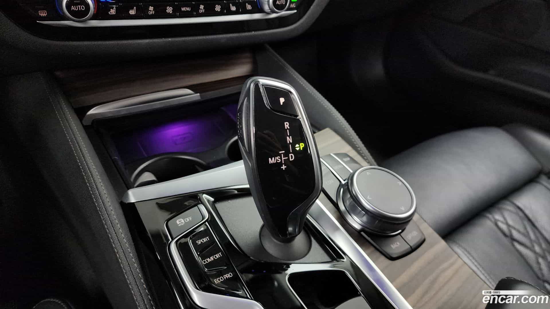 5-Series BMW 2018.11-INNER-009