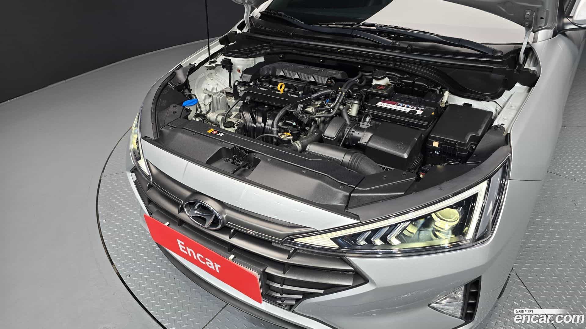 AVANTE Hyundai 2018.8-OUTER-006