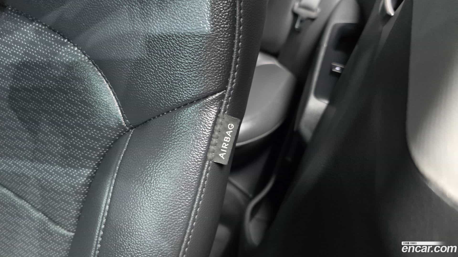 AVANTE Hyundai 2018.8-OPTION-041