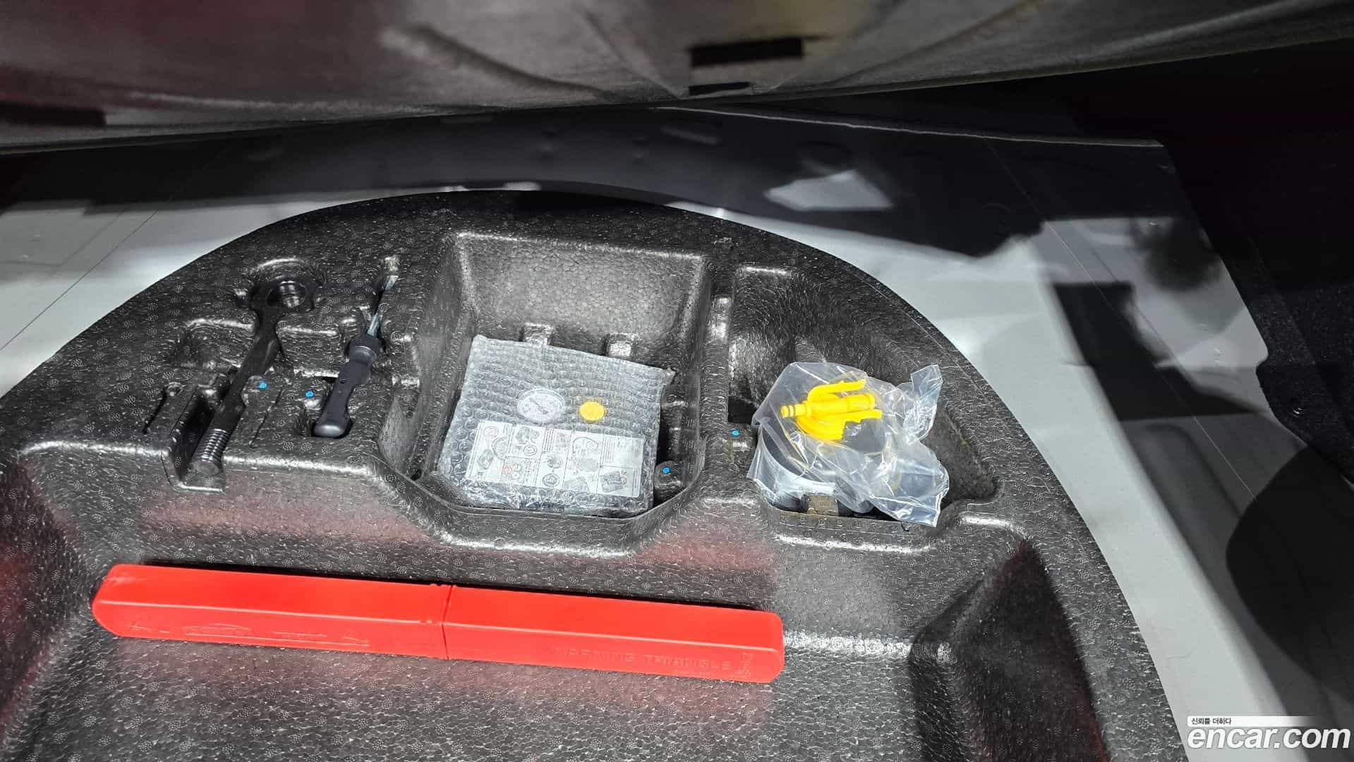 AVANTE Hyundai 2018.8-OPTION-042