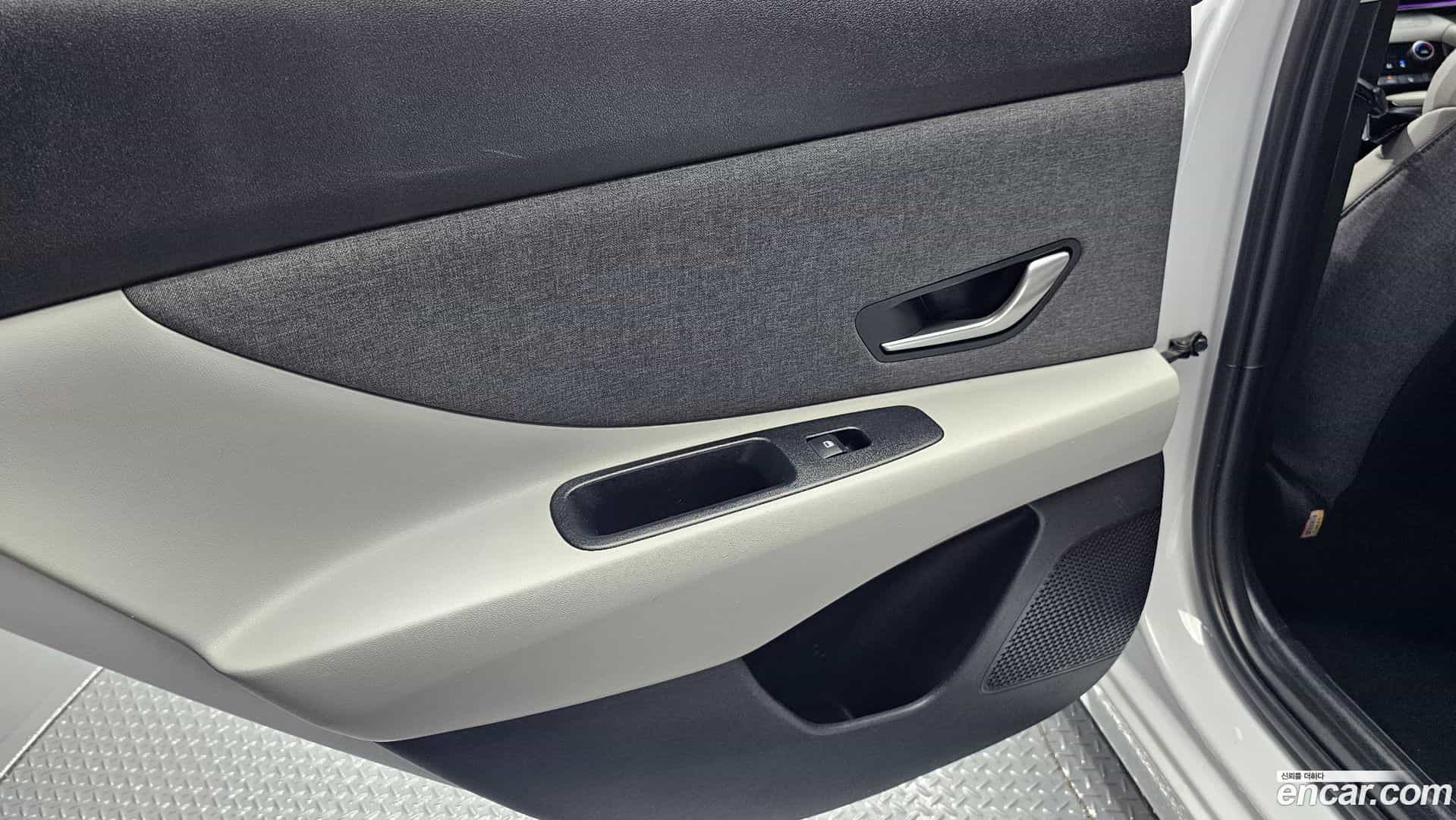 AVANTE Hyundai 2021.5-INNER-035