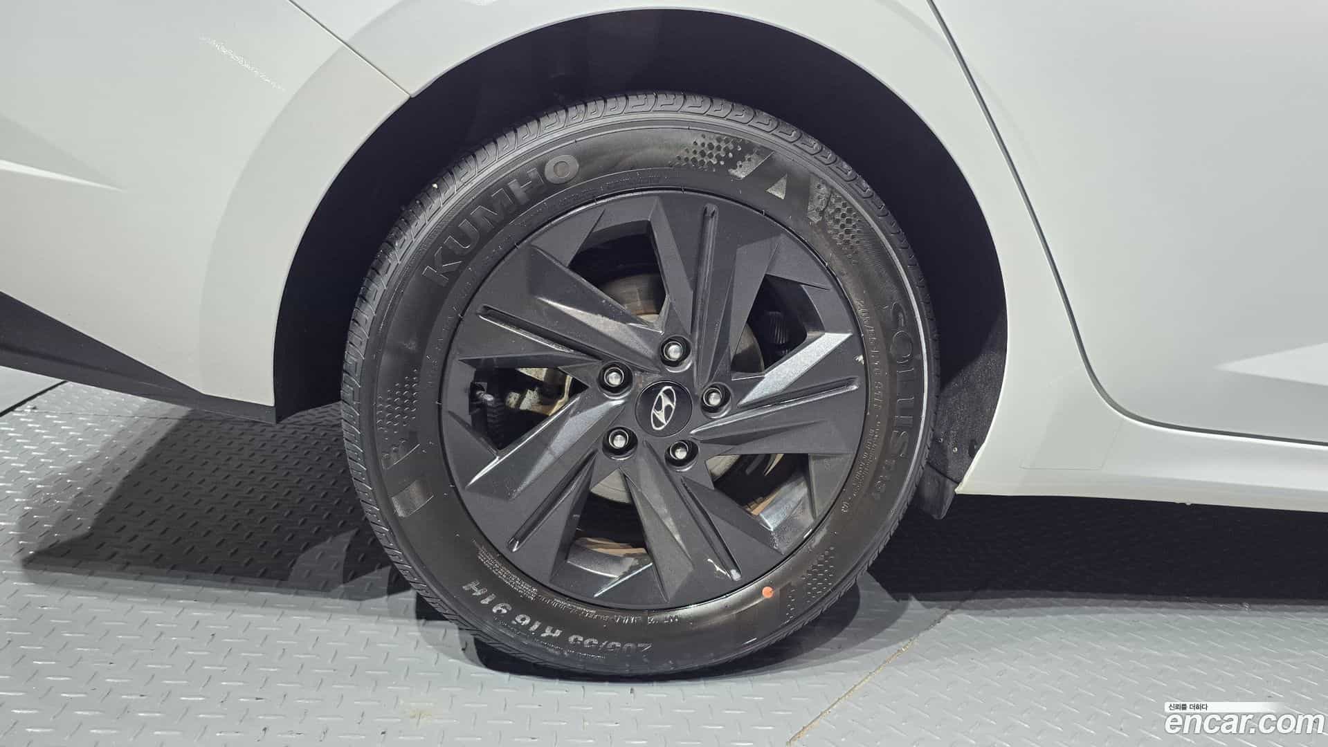 AVANTE Hyundai 2021.0-OUTER-005