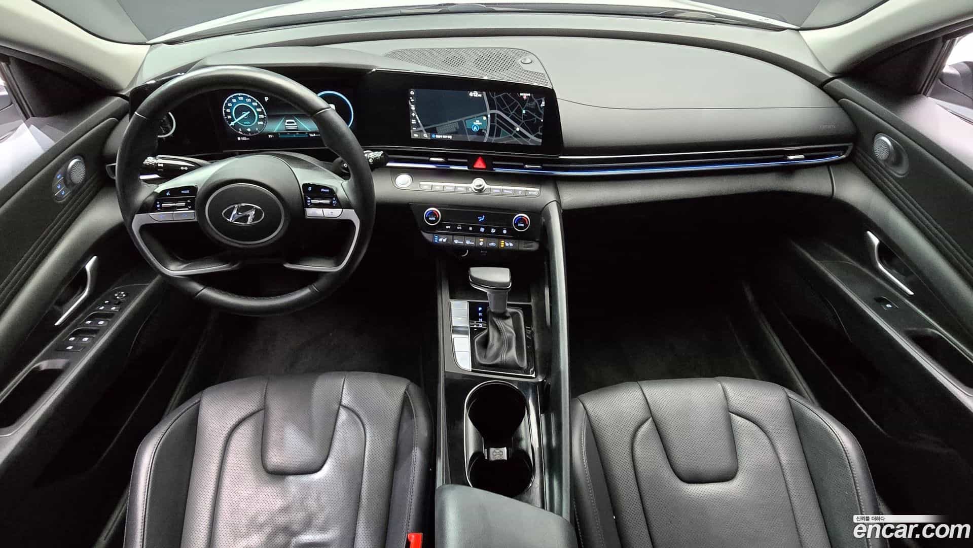 AVANTE Hyundai 2021.0-INNER-007