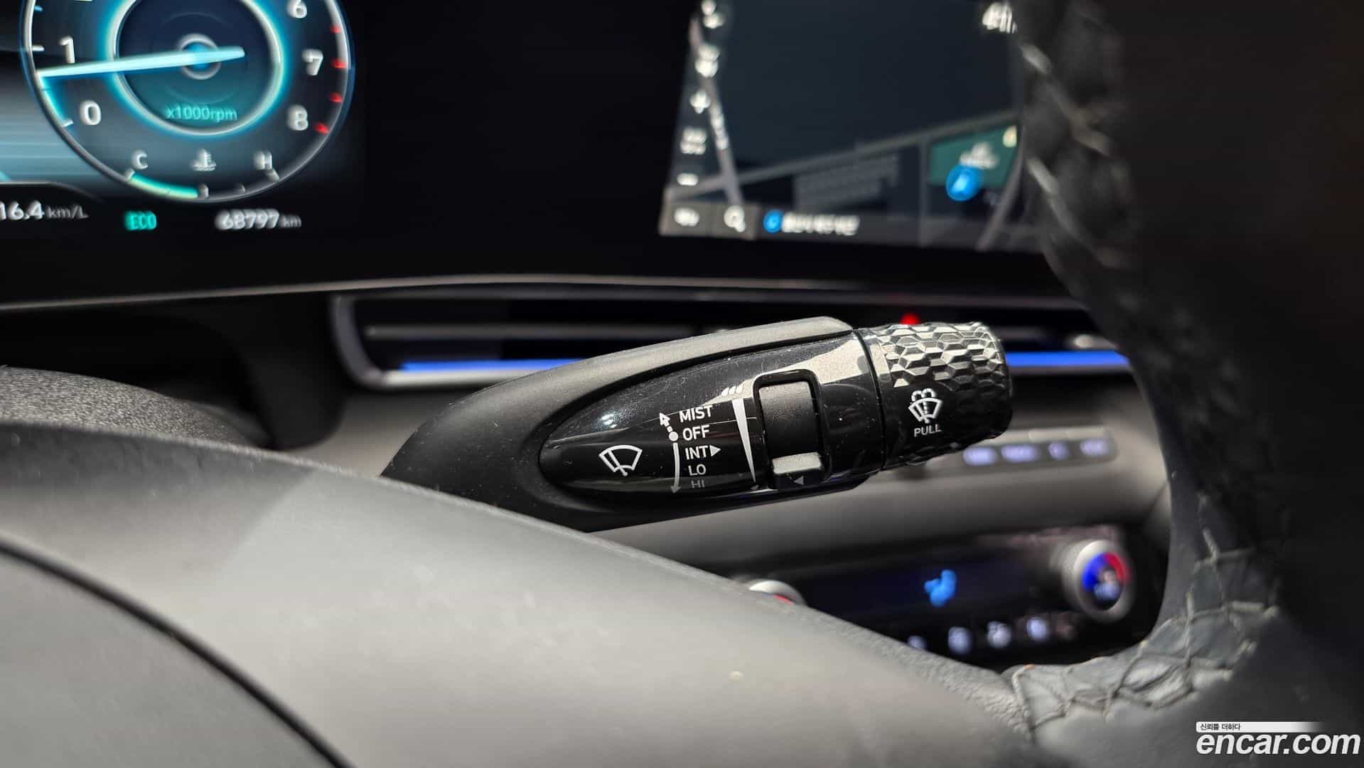 AVANTE Hyundai 2021.0-OPTION-024