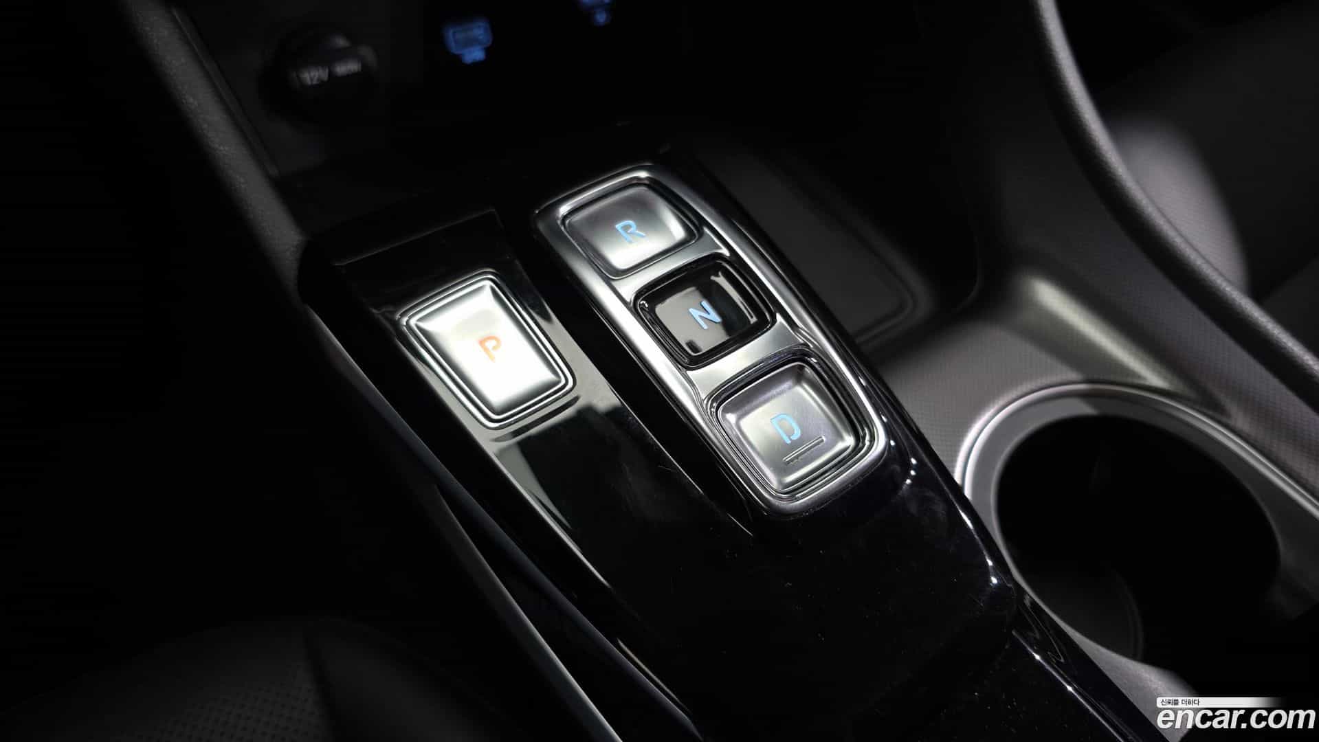 Sonata Hyundai 2022.2-INNER-009