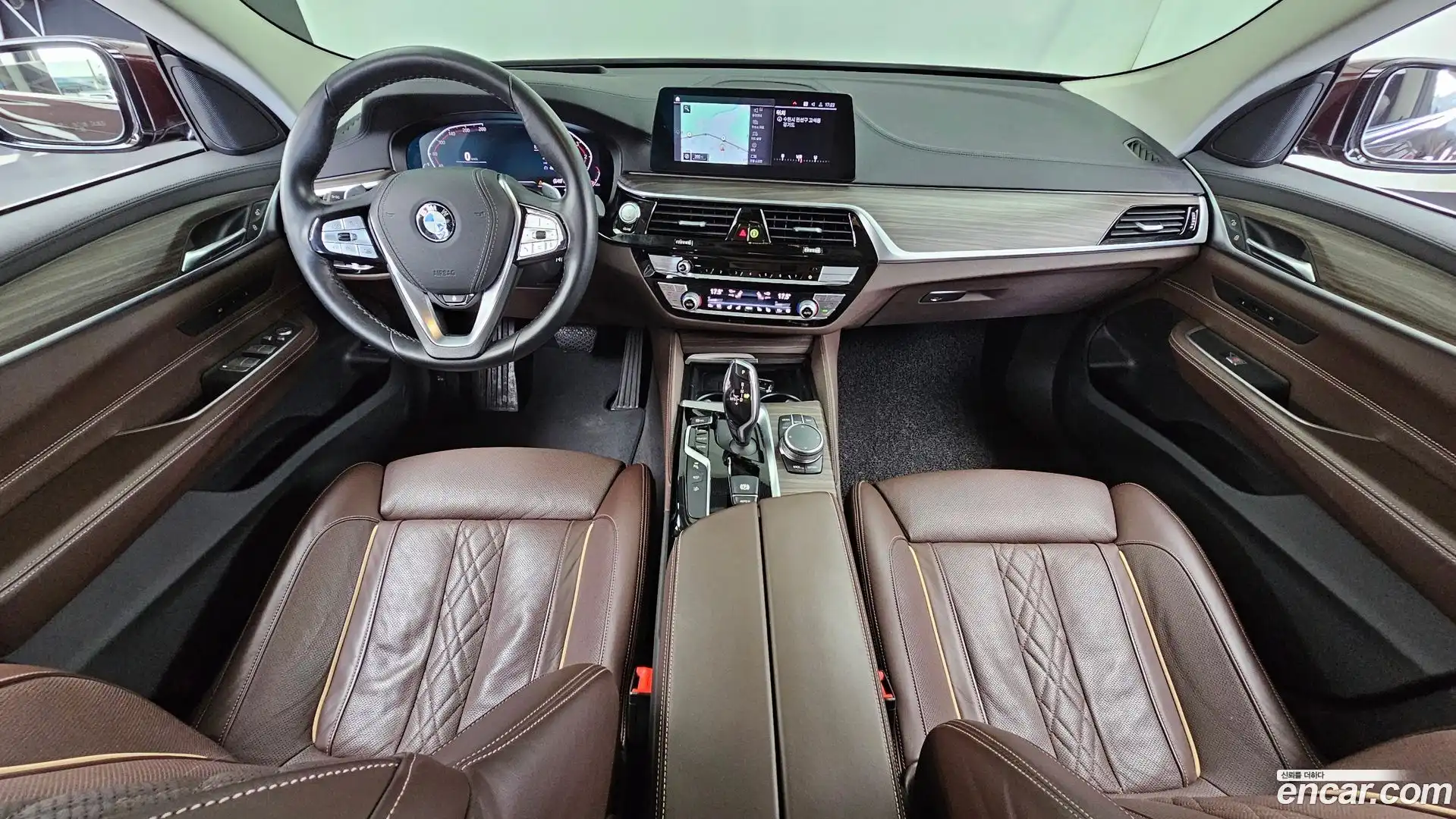 Gran Turismo BMW 2019.11-INNER-007