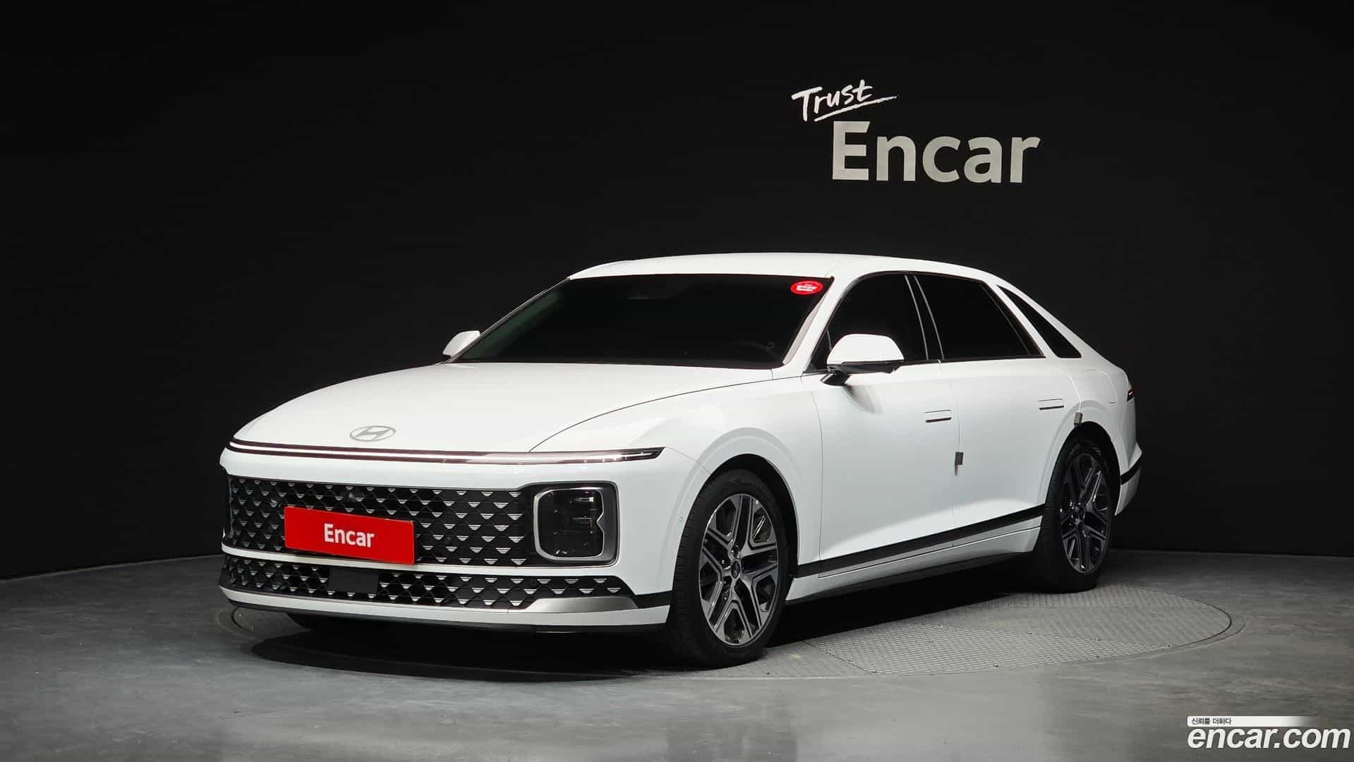 Grandeur Hyundai 2024.3-OUTER-001
