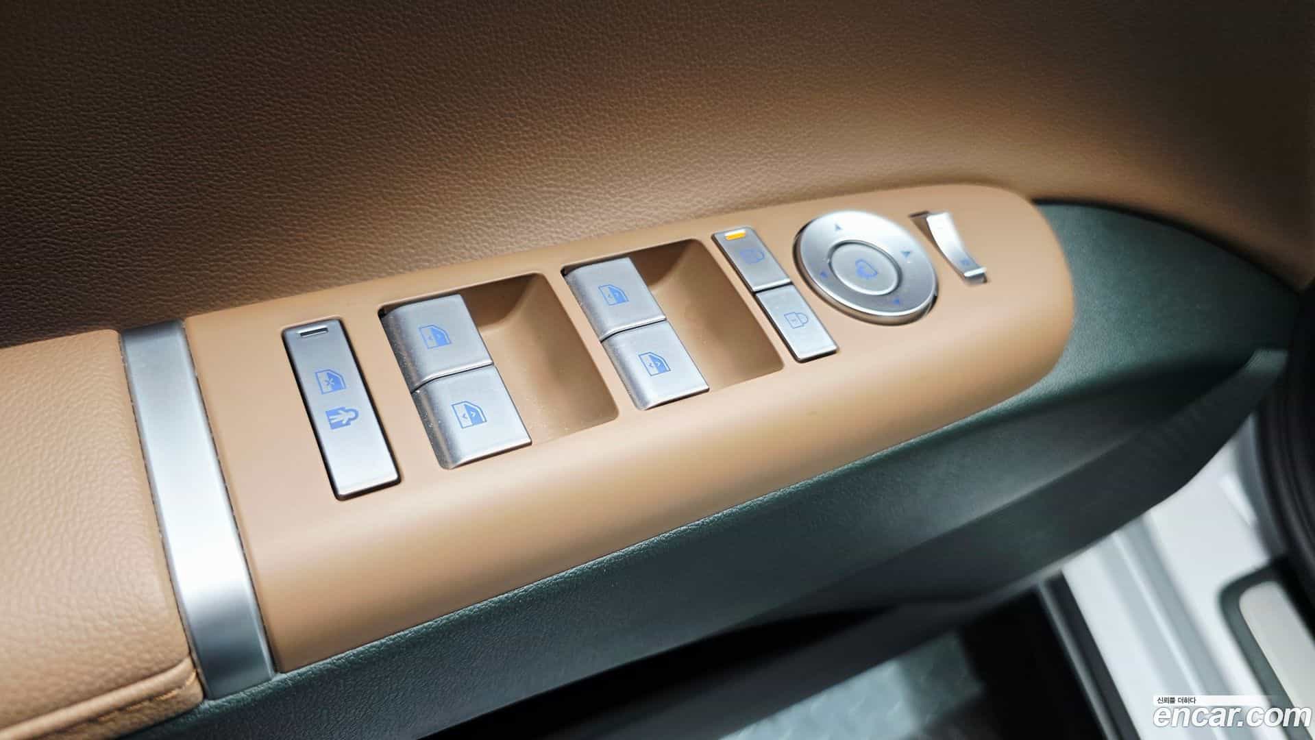 Grandeur Hyundai 2024.3-OPTION-019