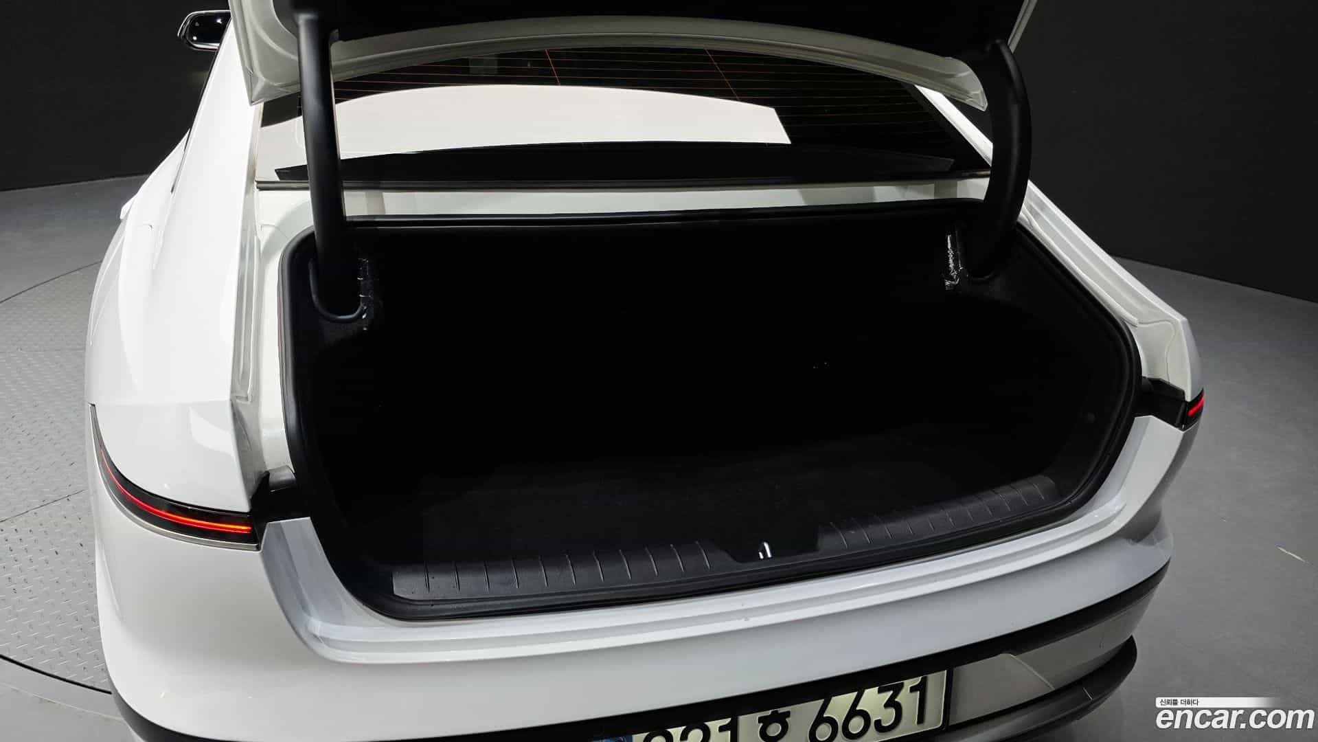 Grandeur Hyundai 2024.3-OPTION-024