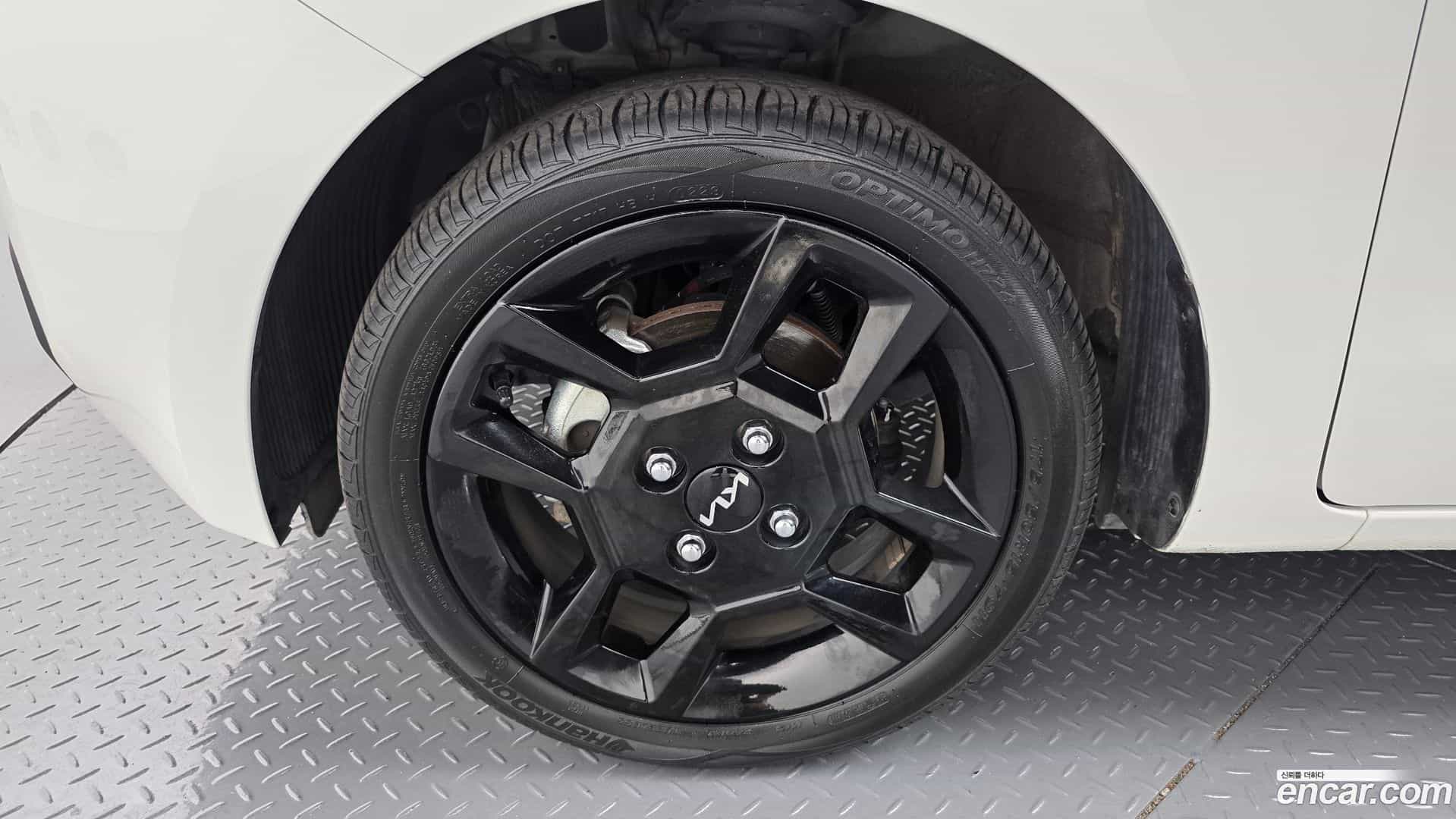 RAY Kia 2023.1-OUTER-005
