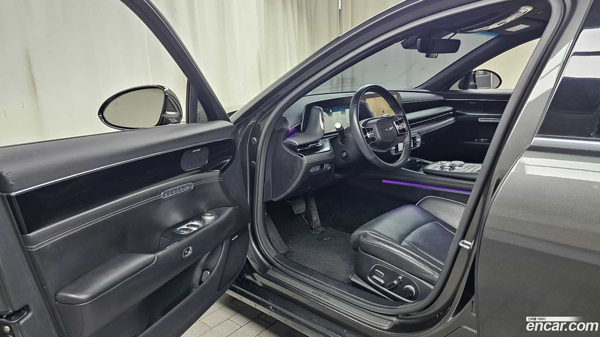 G90 Genesis 2022.1-INNER-010