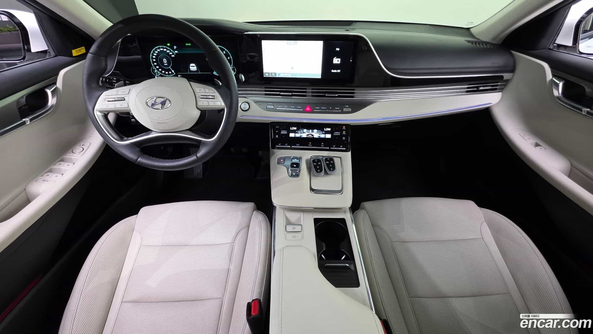 Grandeur Hyundai 2021.11-INNER-007