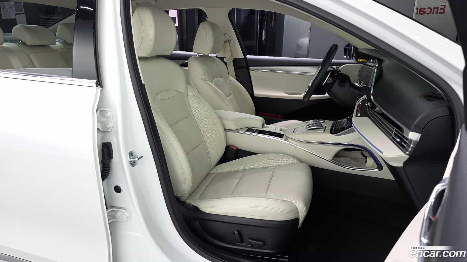 Grandeur Hyundai 2021.11-OPTION-015