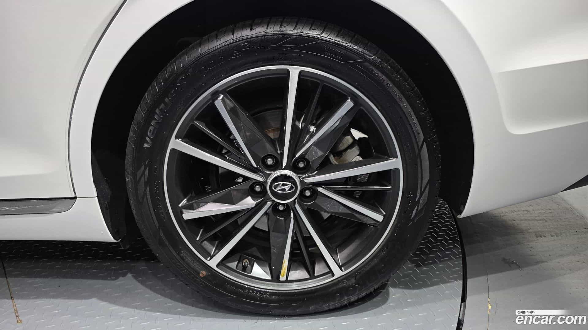 Grandeur Hyundai 2021.11-OUTER-031