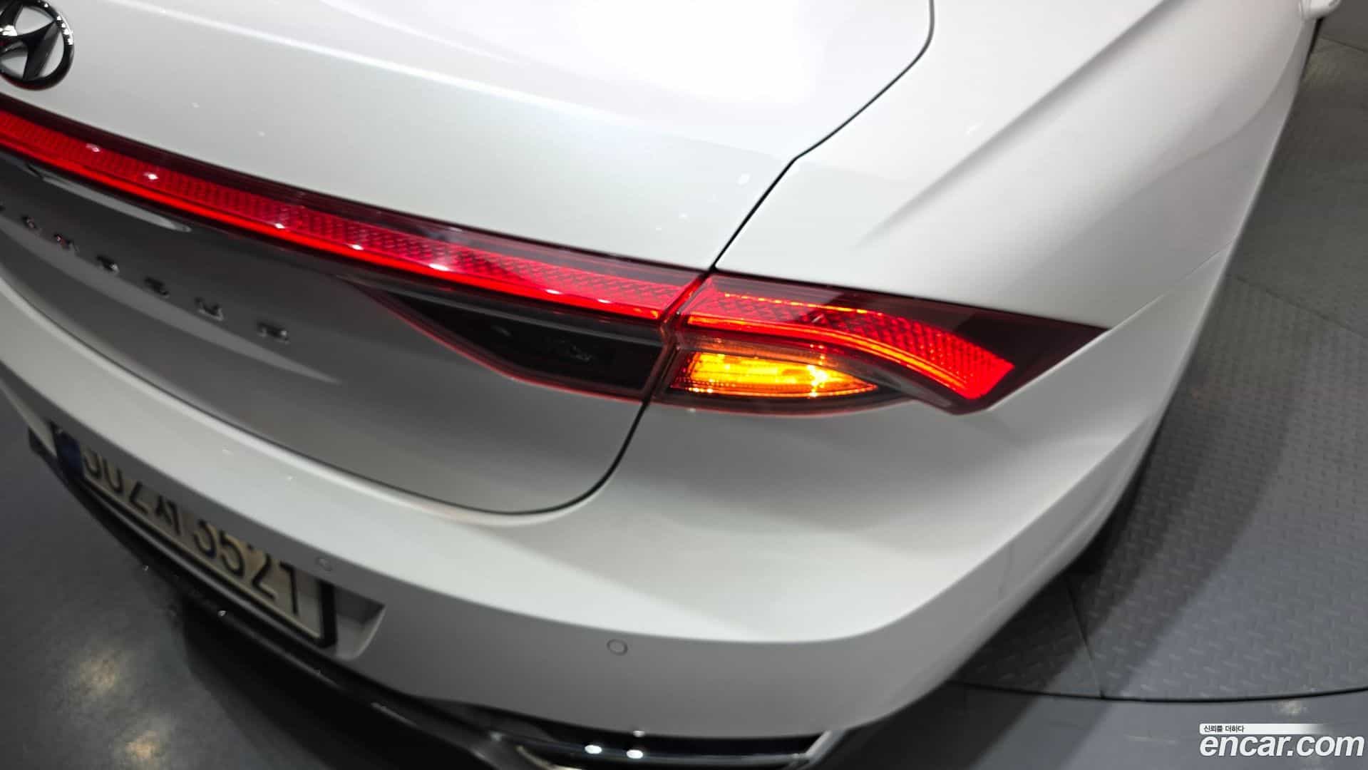Grandeur Hyundai 2021.11-OUTER-033