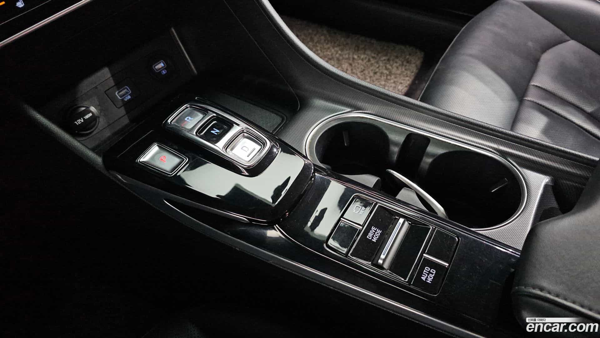 Sonata Hyundai 2019.6-INNER-009