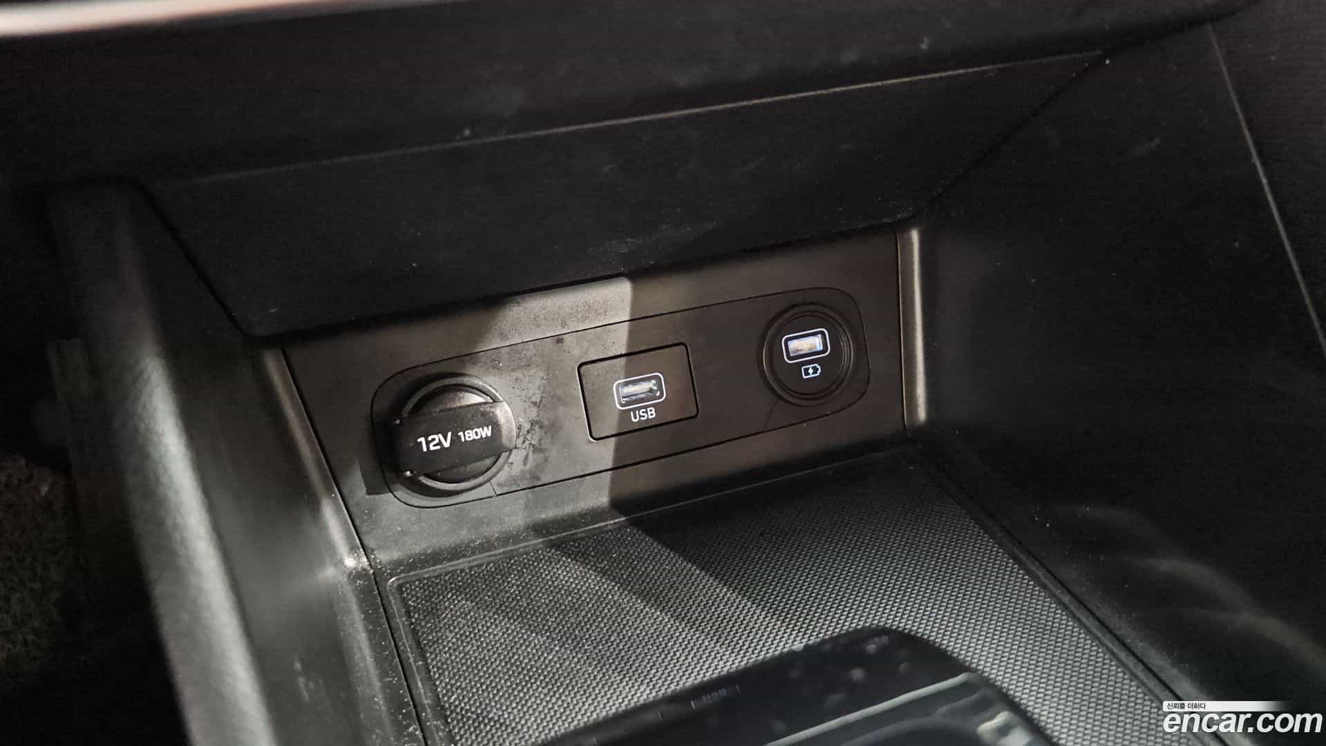 Sonata Hyundai 2019.6-OPTION-041
