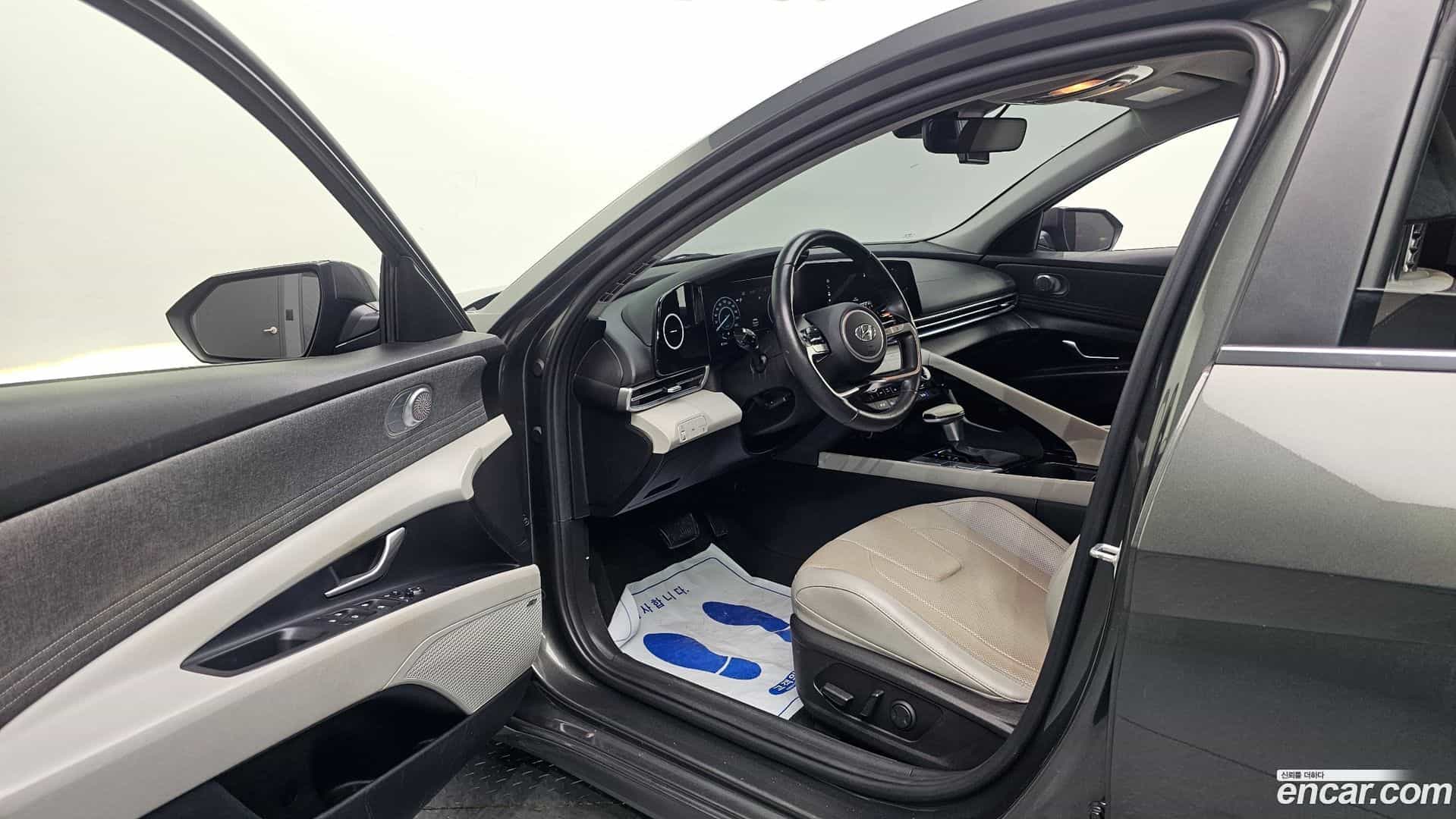 AVANTE Hyundai 2021.11-INNER-010