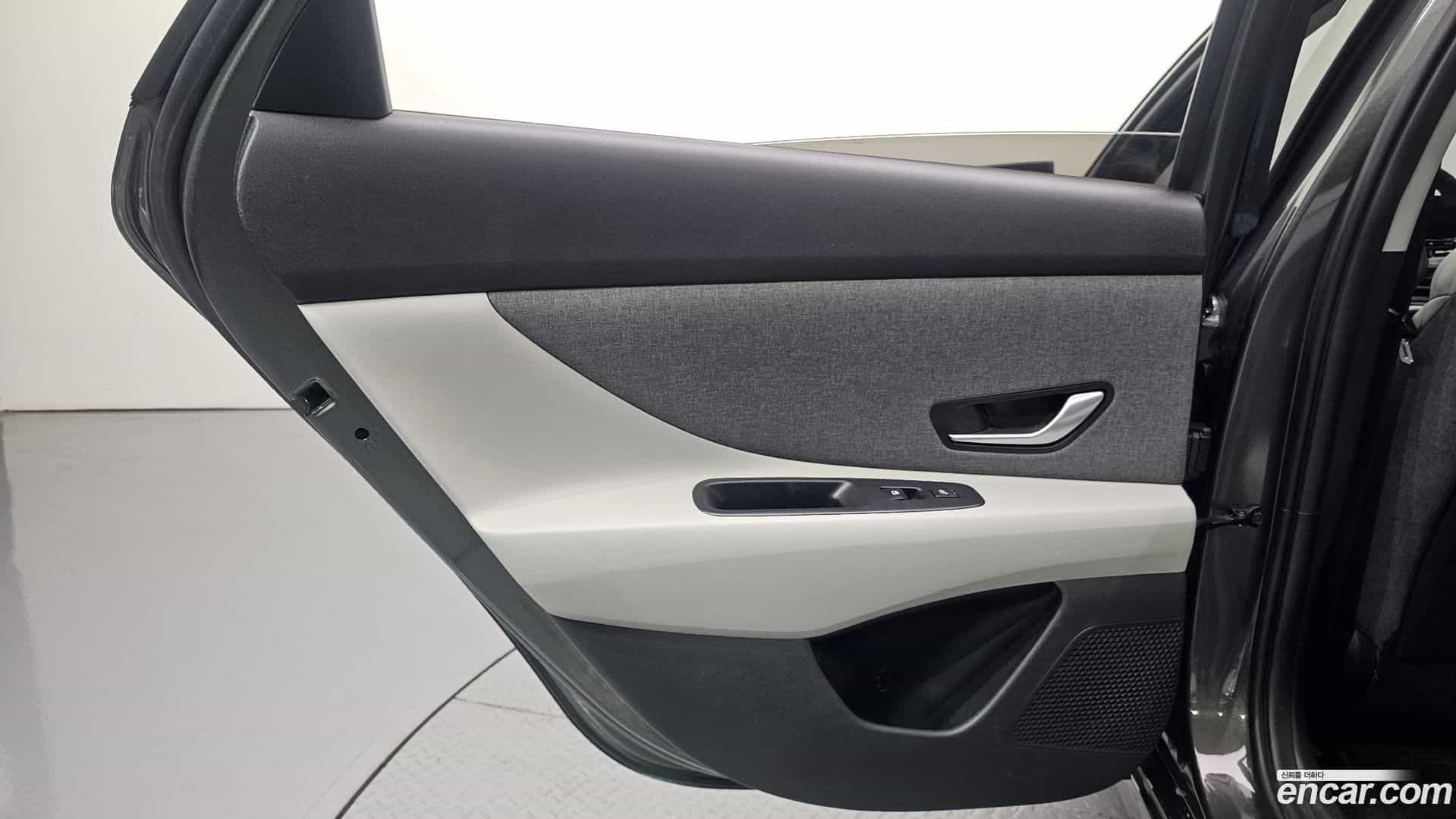 AVANTE Hyundai 2021.11-INNER-035