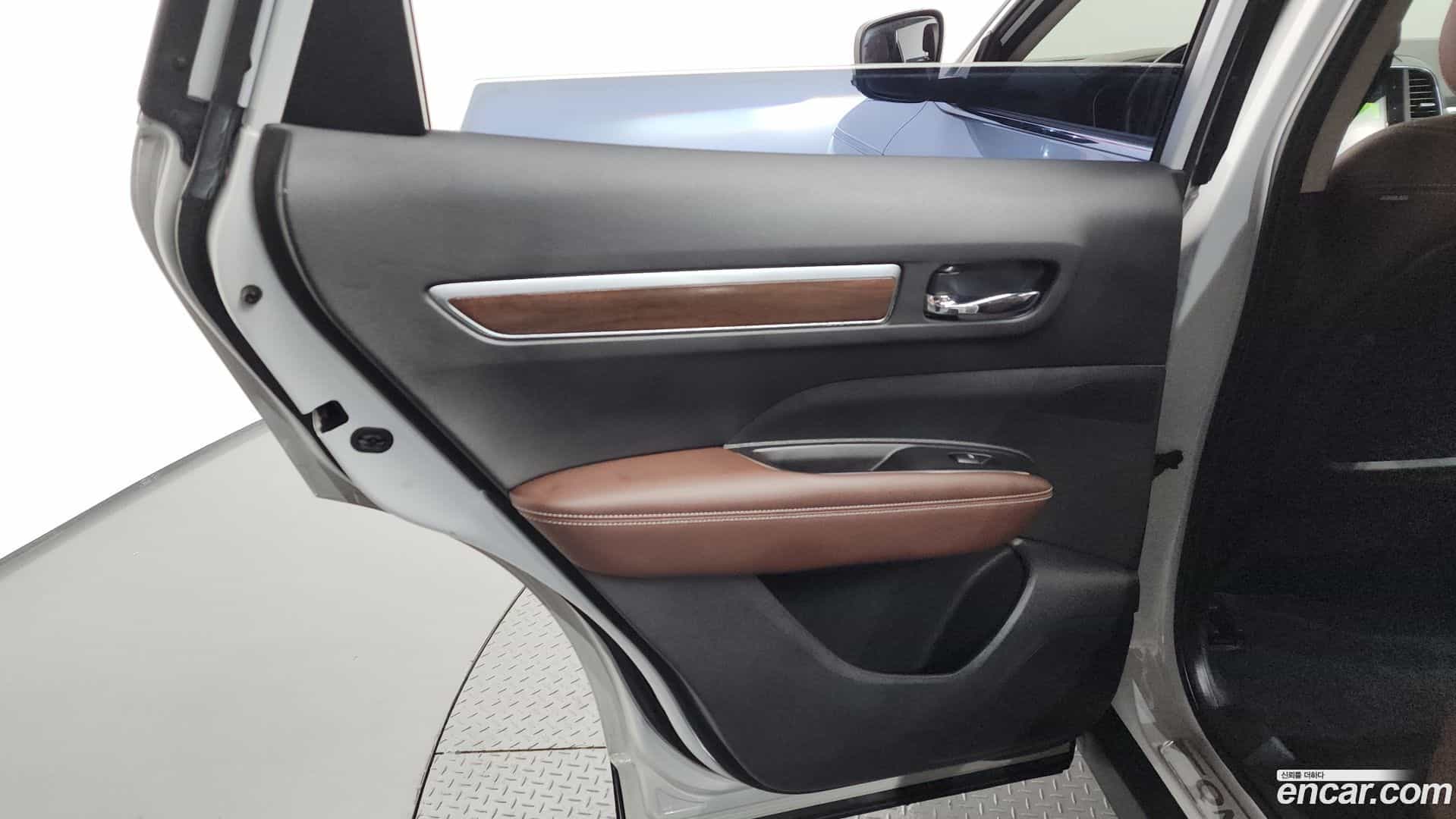 QM6 Renault Korea 2019.7-INNER-035