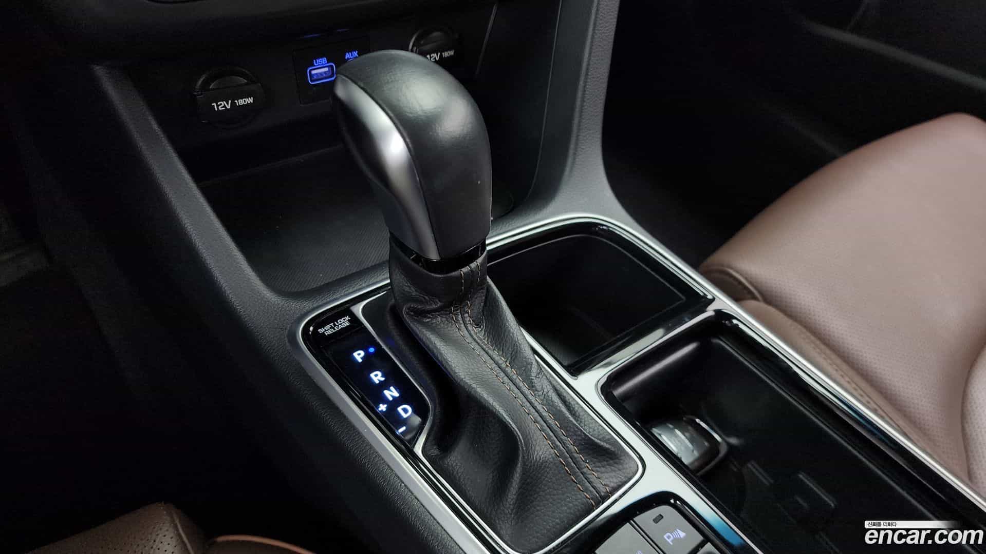 Sonata Hyundai 2018.7-INNER-009