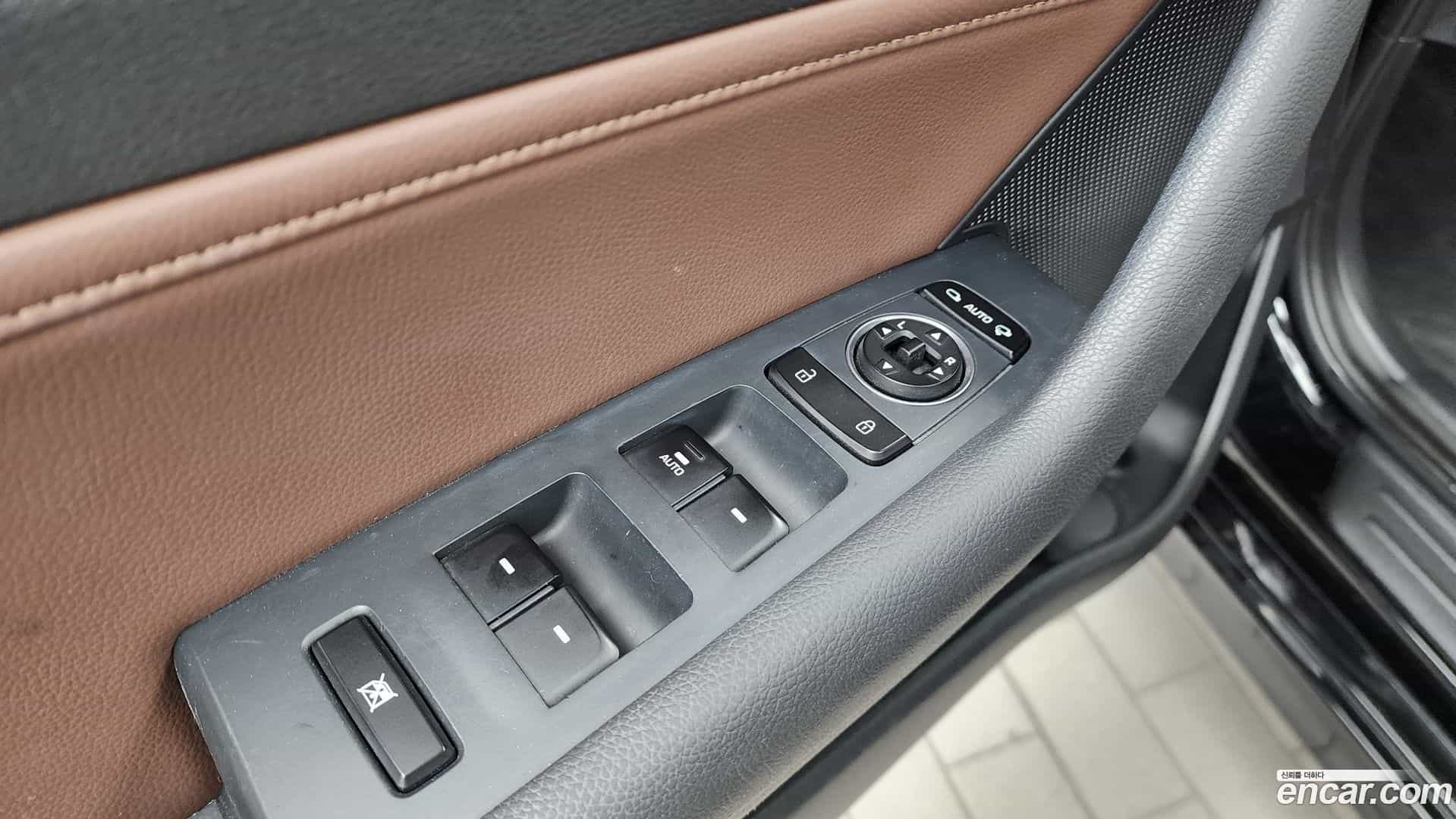 Sonata Hyundai 2018.7-OPTION-041