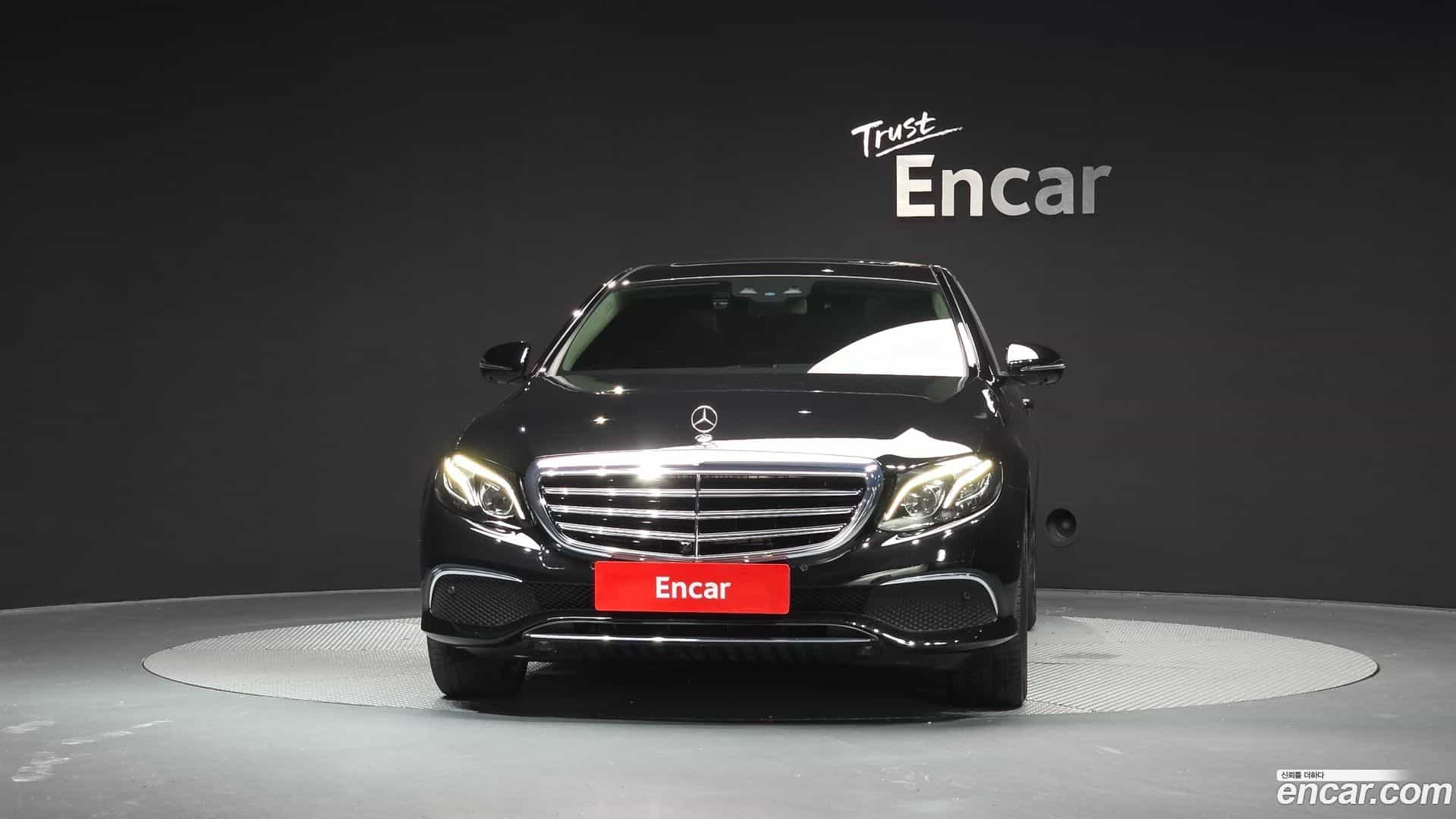 E-Class Mercedes-Benz 2018.9-OUTER-003