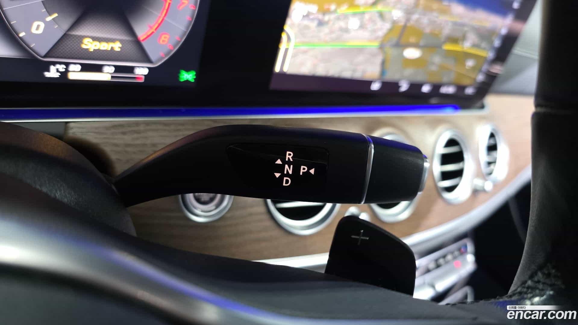 E-Class Mercedes-Benz 2018.9-INNER-009