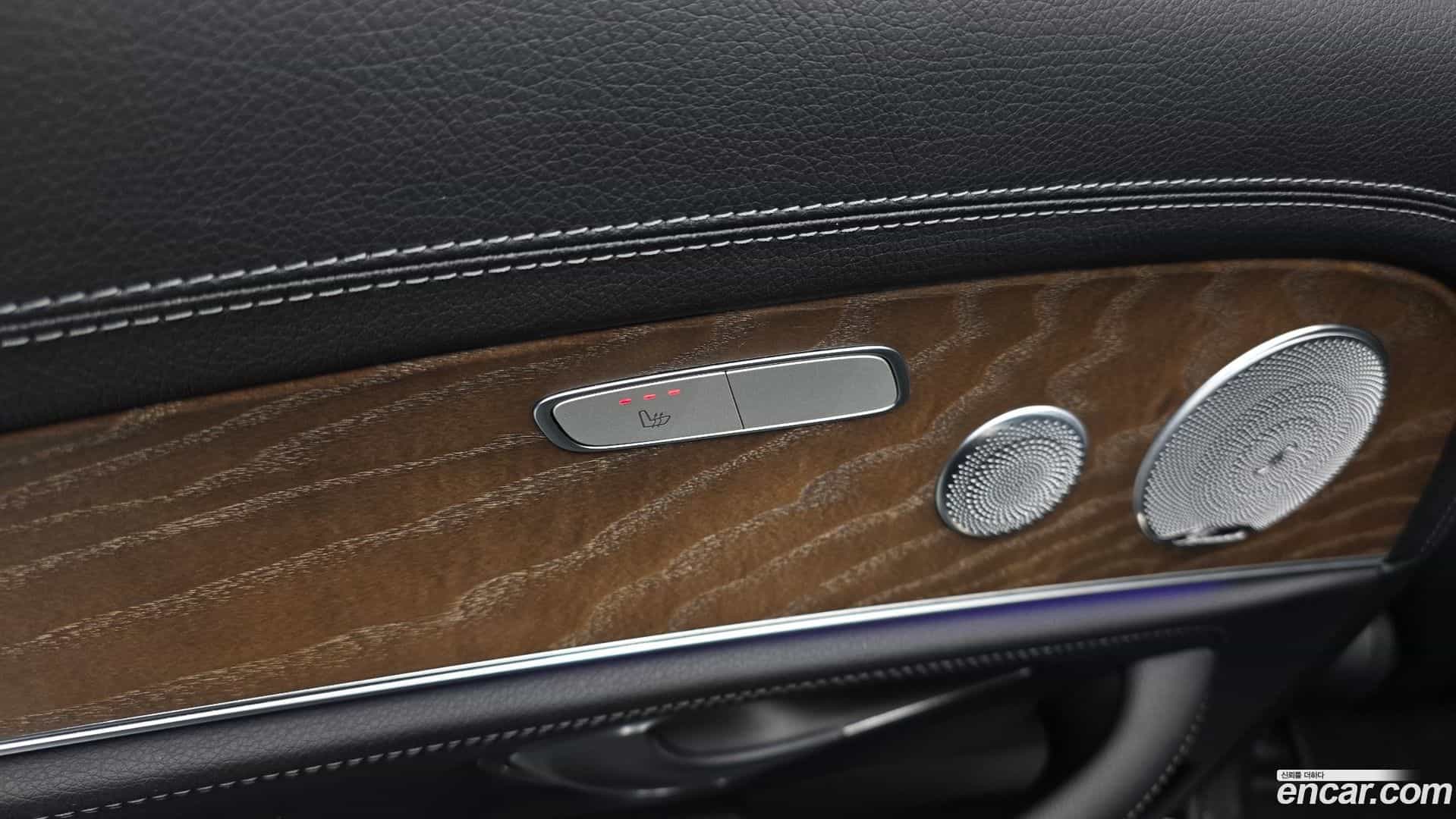 E-Class Mercedes-Benz 2018.9-OPTION-022