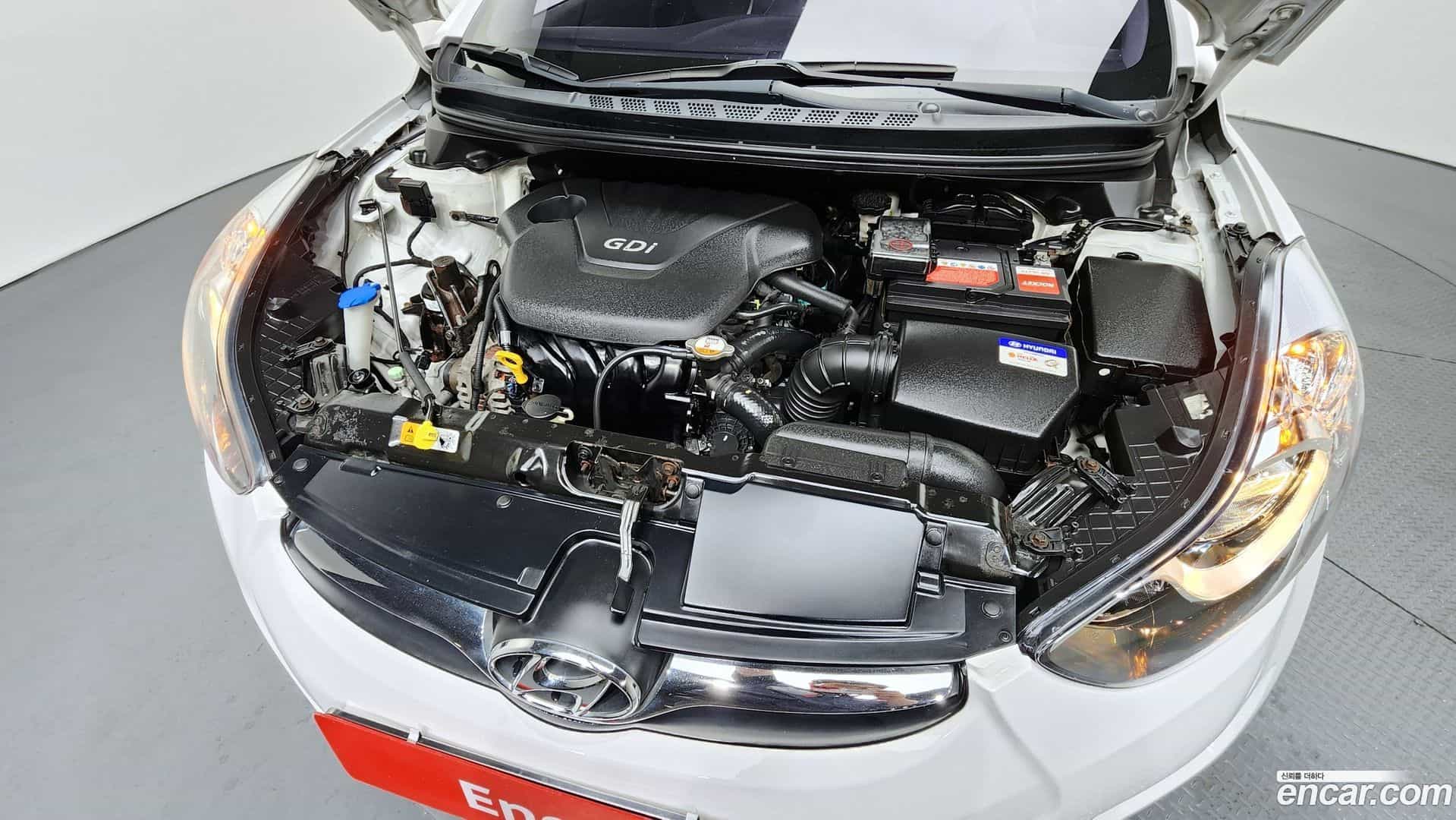 AVANTE Hyundai 2012.9-OUTER-006