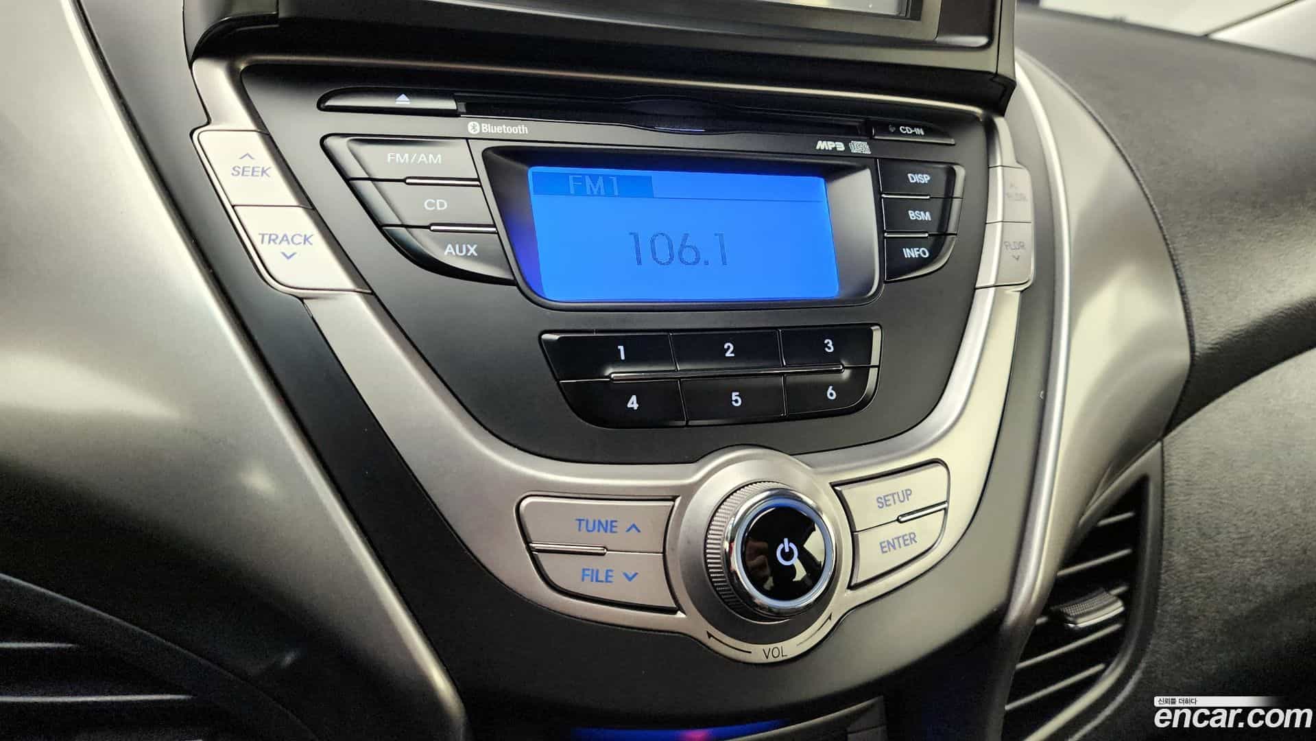 AVANTE Hyundai 2012.9-OPTION-020