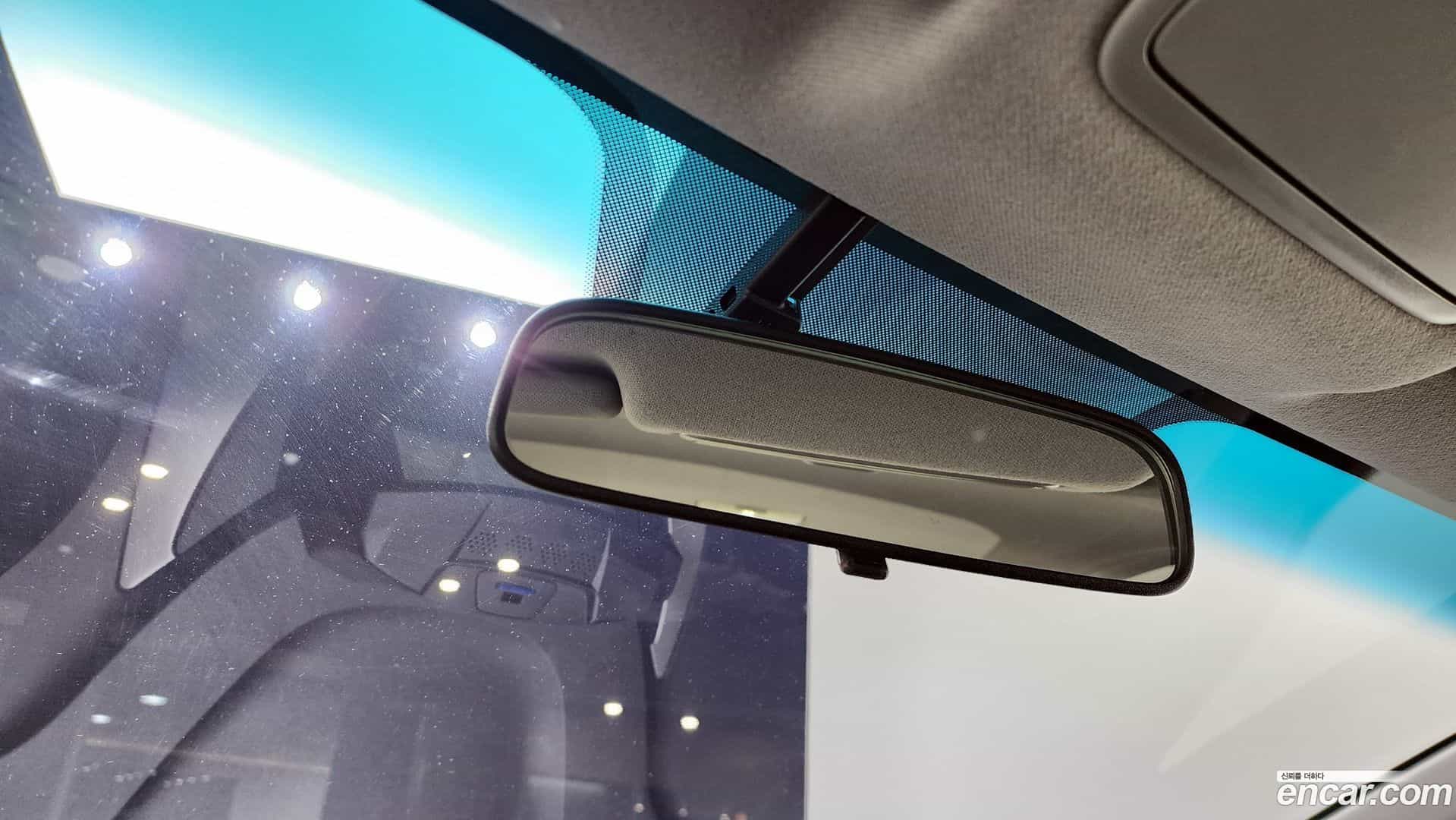 AVANTE Hyundai 2012.9-OPTION-023