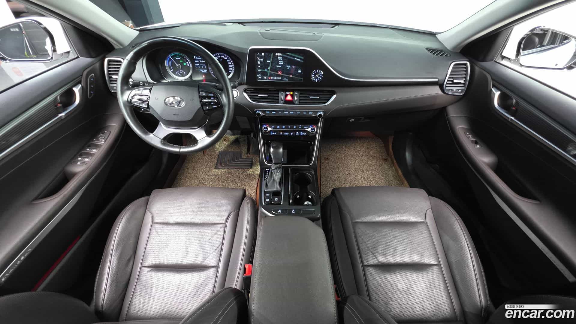 Grandeur Hyundai 2018.6-INNER-007