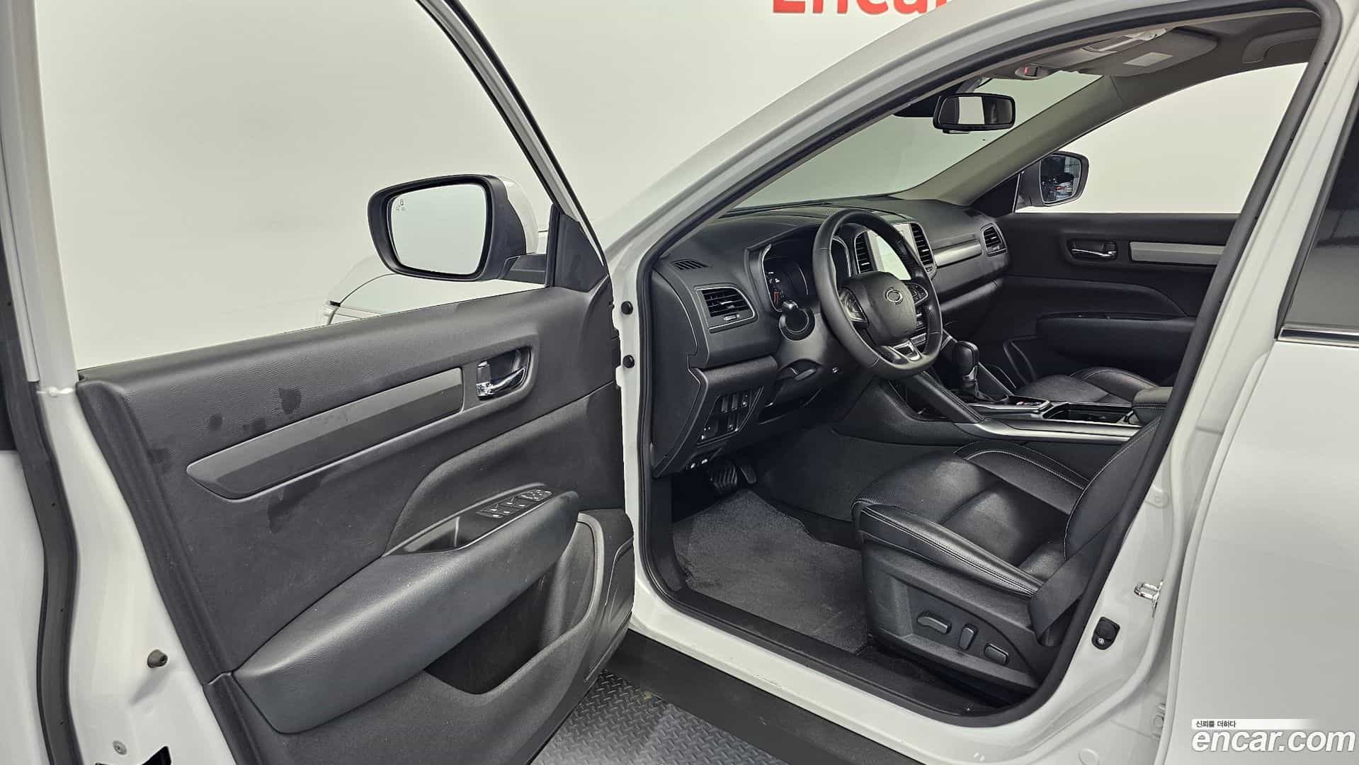 QM6 Renault Korea 2023.1-INNER-010