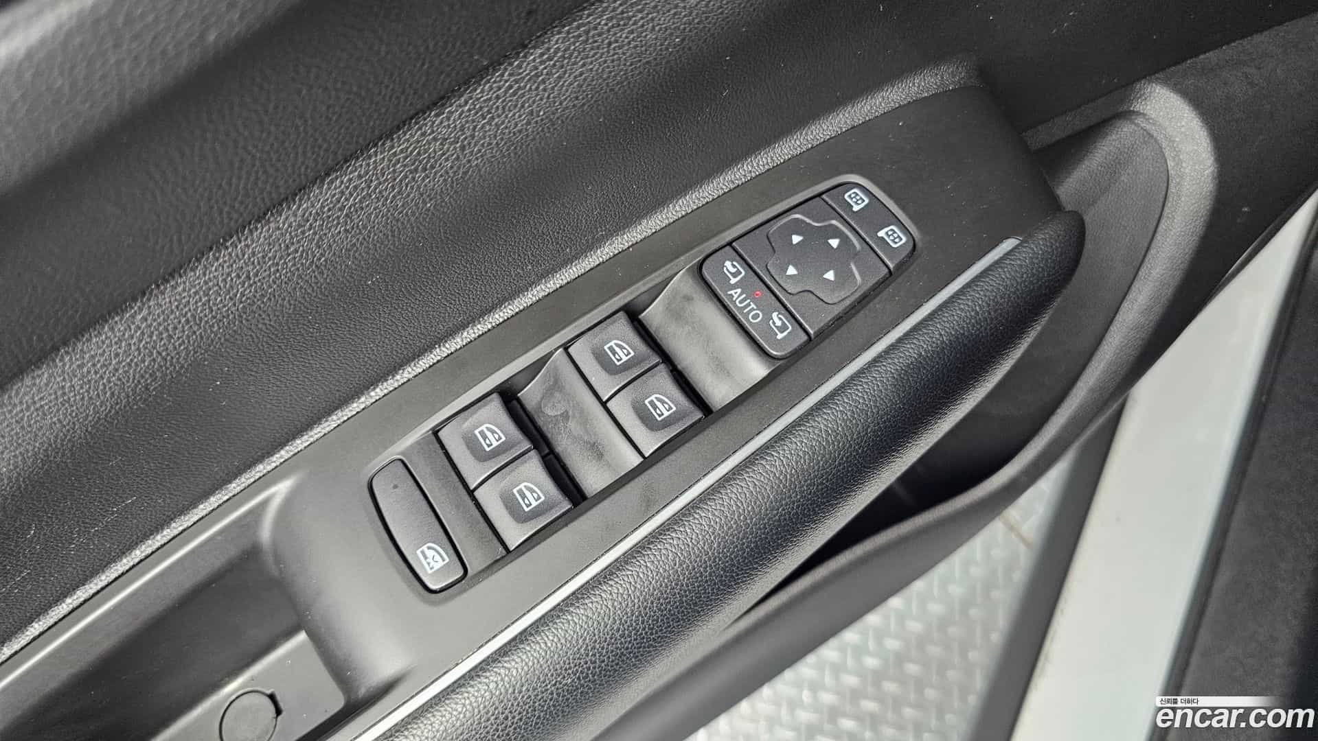 QM6 Renault Korea 2023.1-OPTION-041