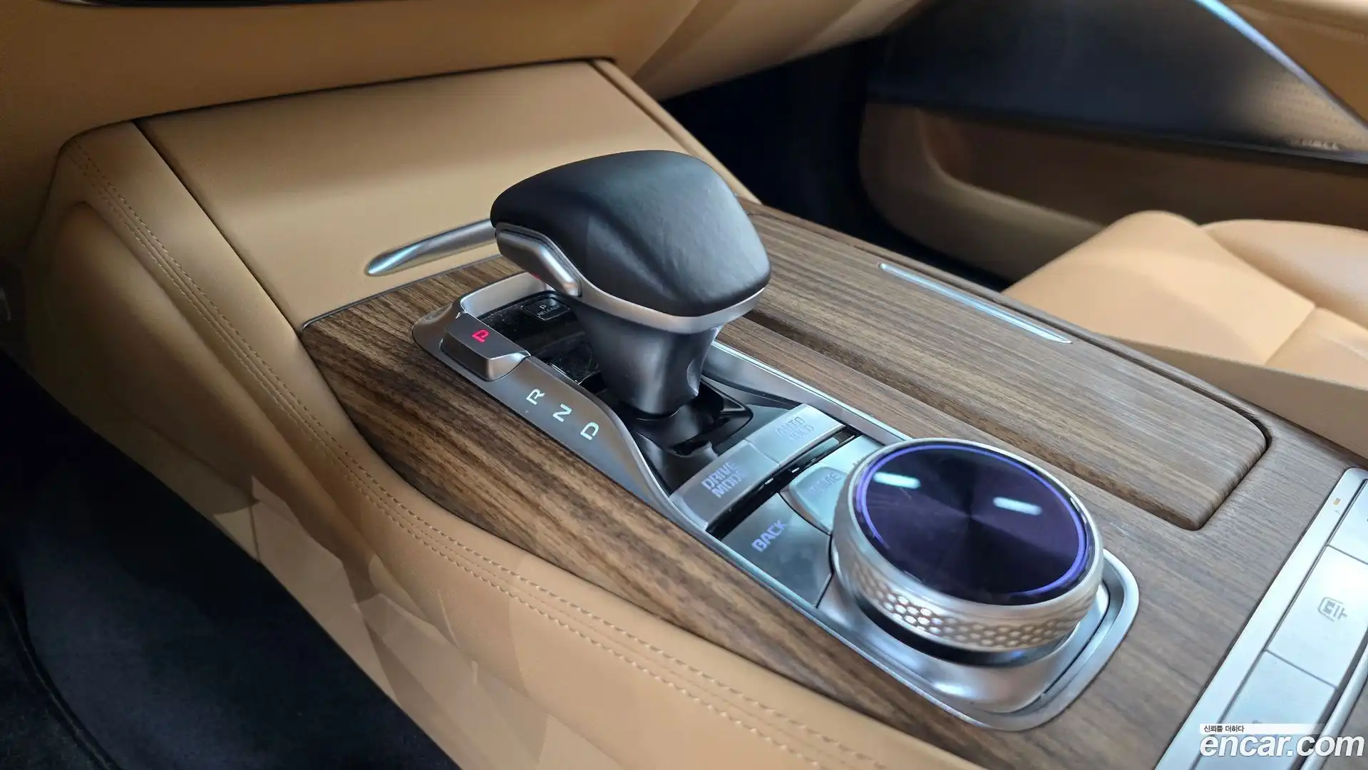 K9 Kia 2022.2-INNER-009