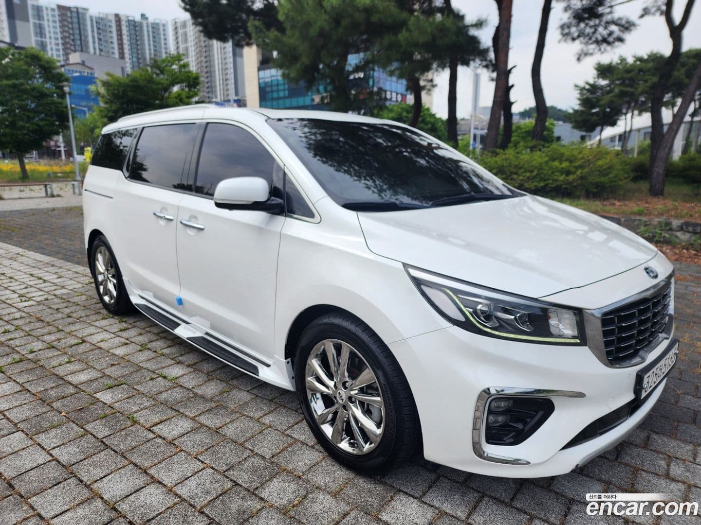 Main__Slider__Photo:Canival Kia 2019.6-0