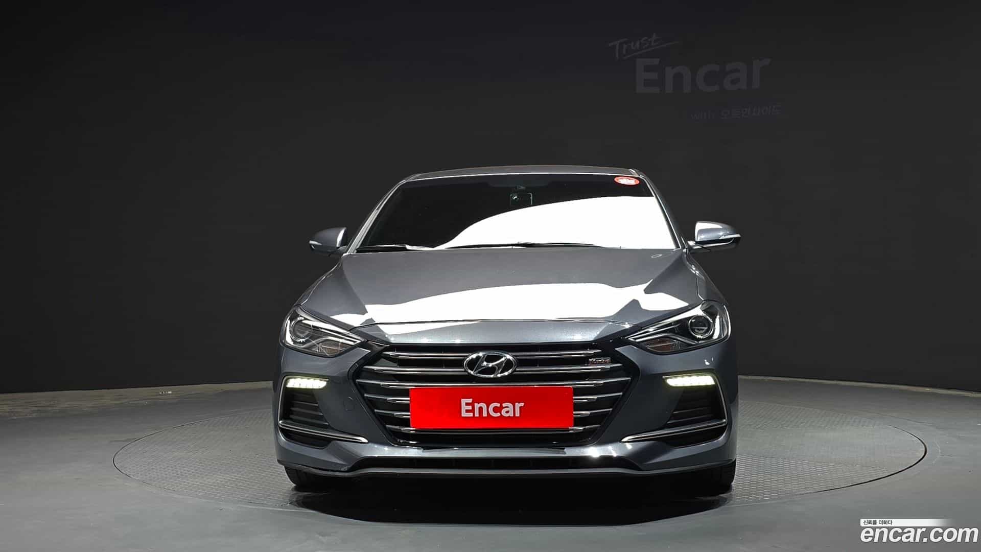 AVANTE Hyundai 2016.5-OUTER-003