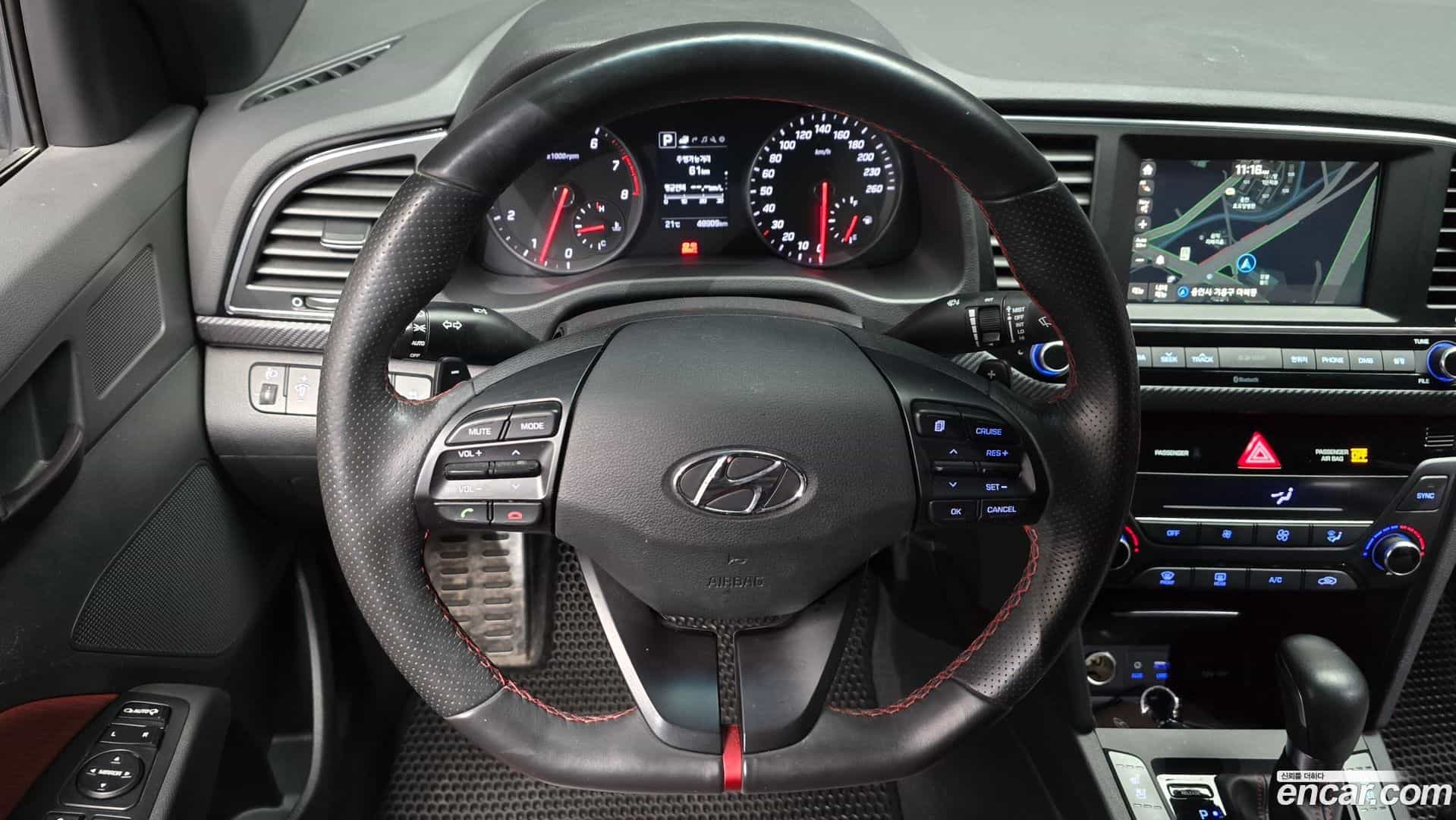 AVANTE Hyundai 2016.5-OPTION-016