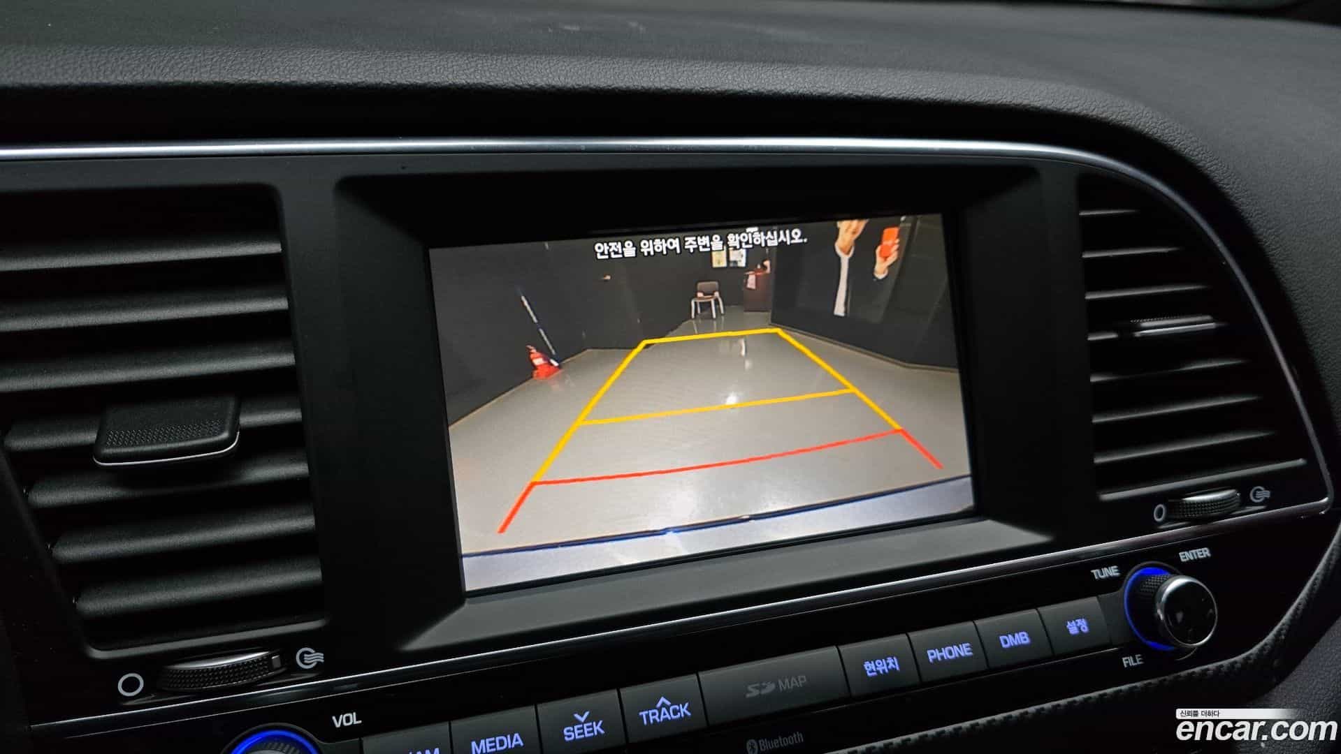 AVANTE Hyundai 2016.5-OPTION-018
