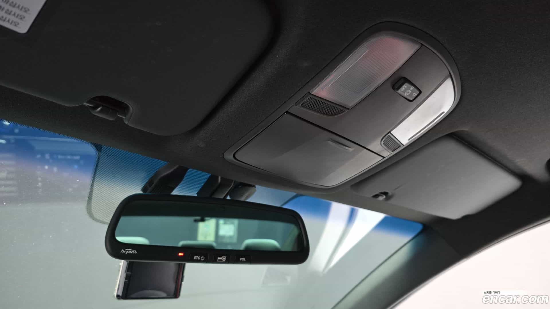 AVANTE Hyundai 2016.5-OPTION-023