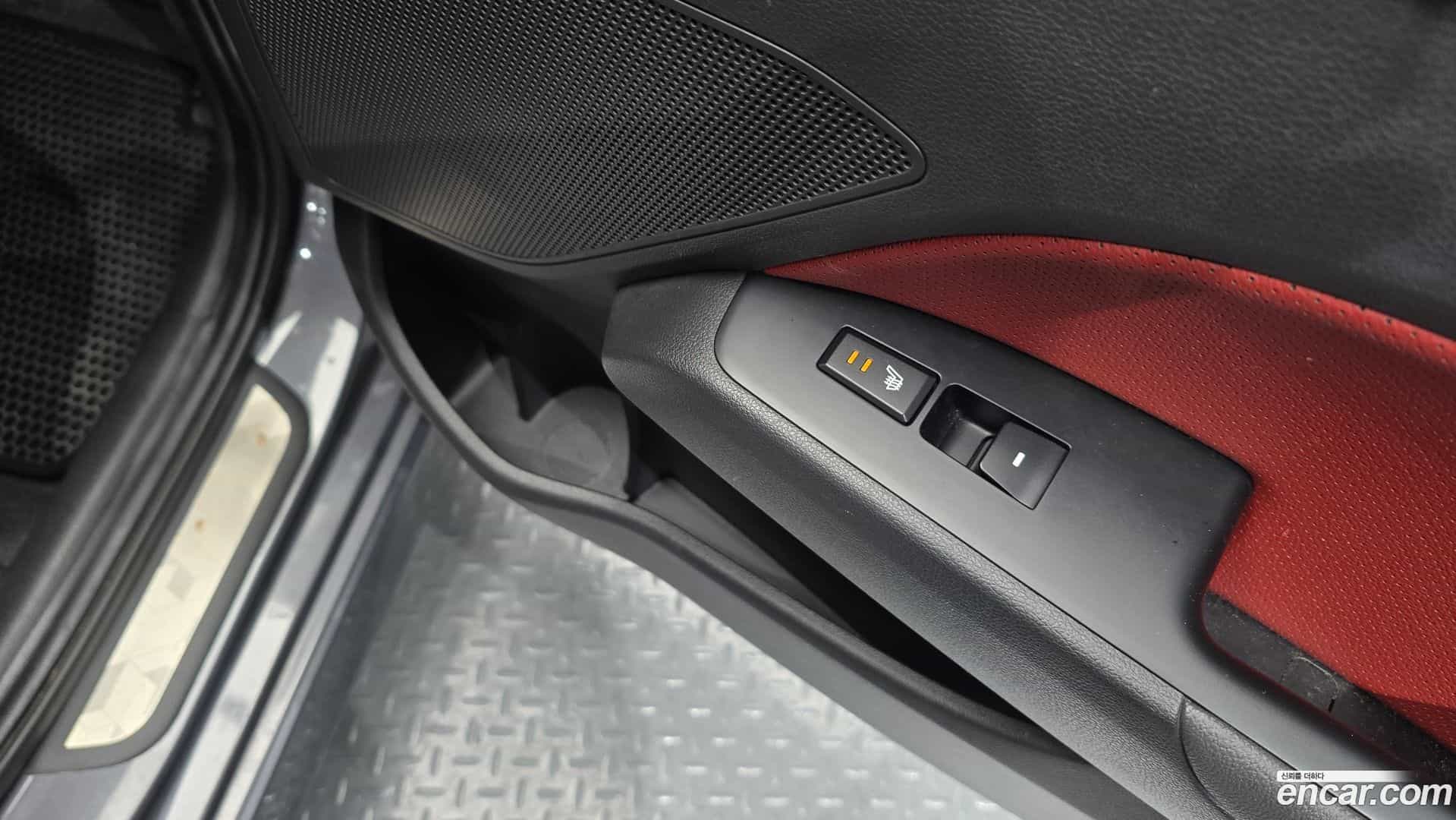 AVANTE Hyundai 2016.5-OPTION-024