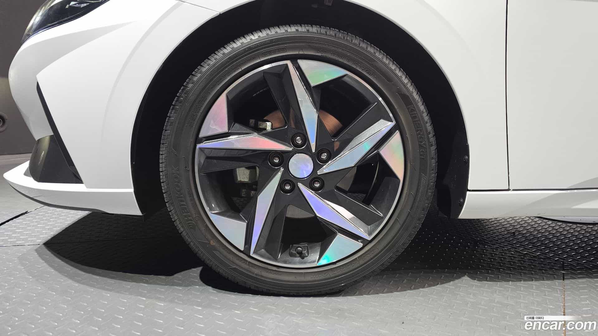 AVANTE Hyundai 2020.7-OUTER-005