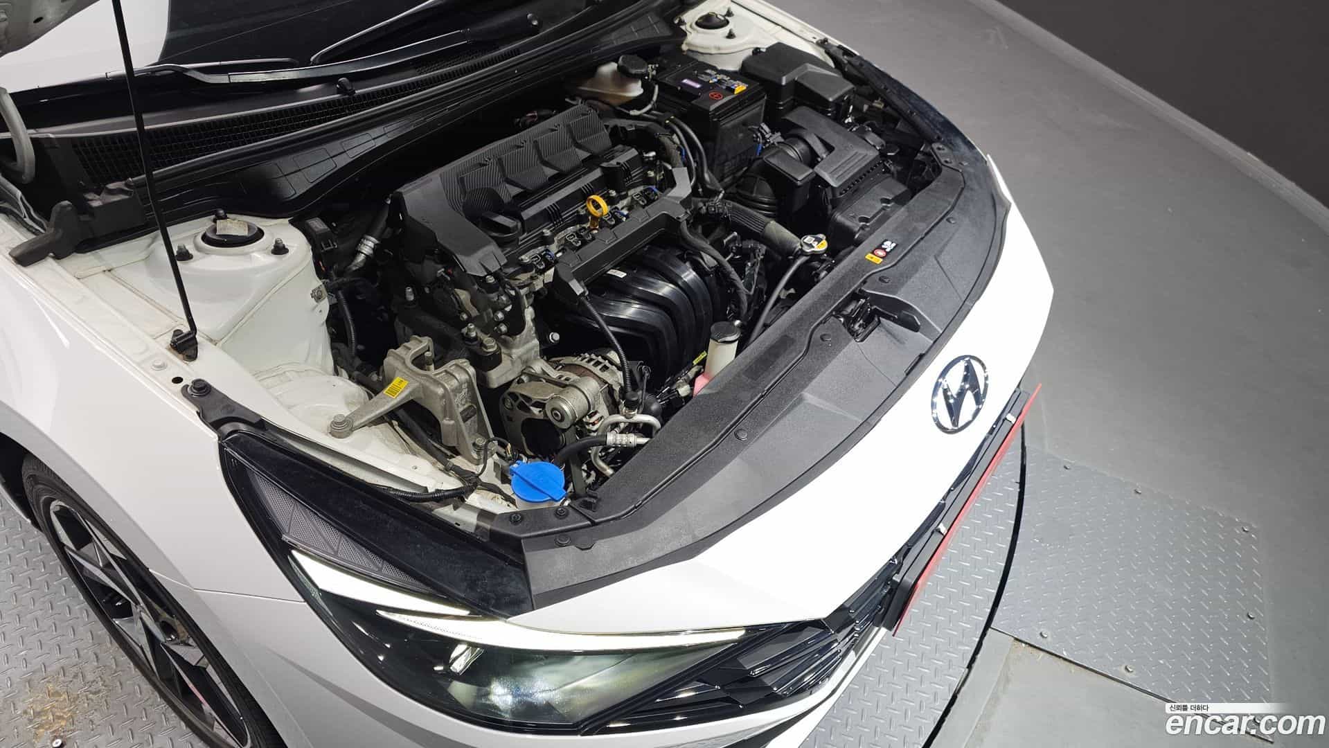 AVANTE Hyundai 2020.7-OUTER-006