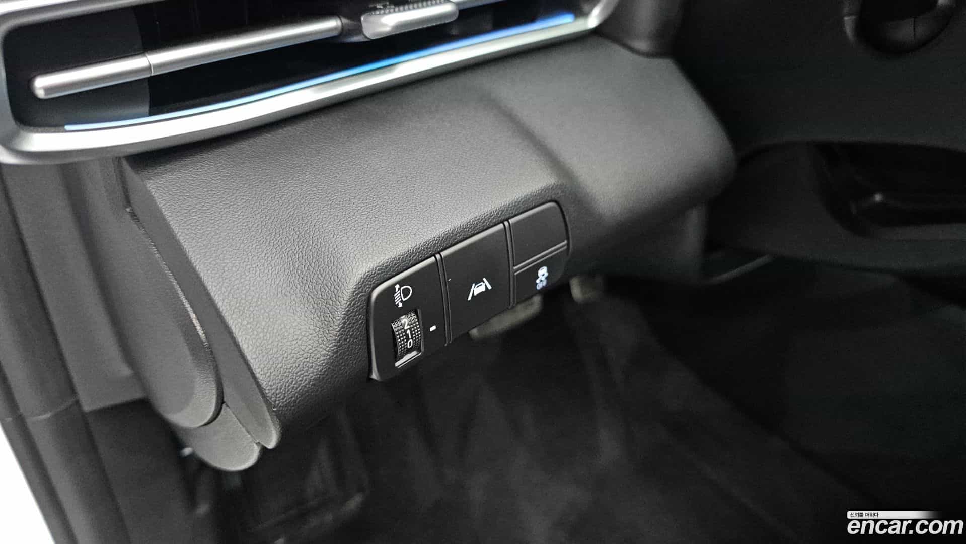 AVANTE Hyundai 2020.7-OPTION-020